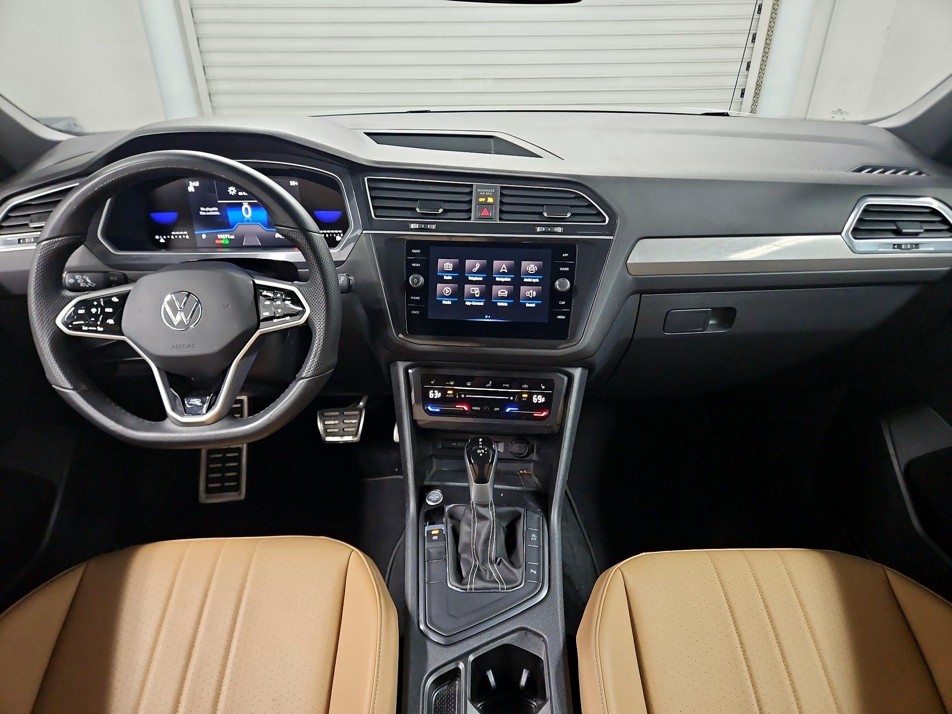 Thumbnail: 2023 Volkswagen Tiguan - 9