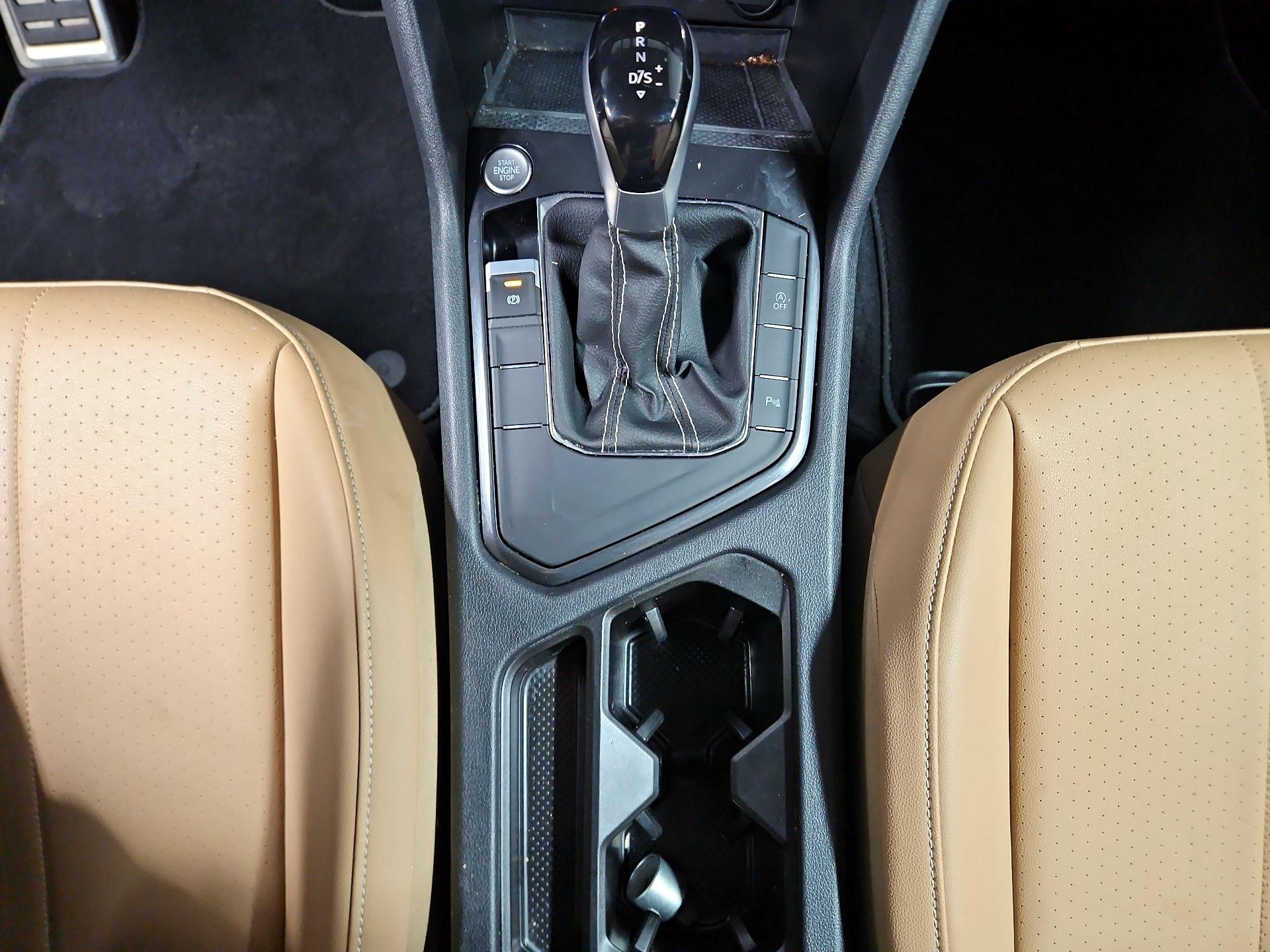 Thumbnail: 2023 Volkswagen Tiguan - 17