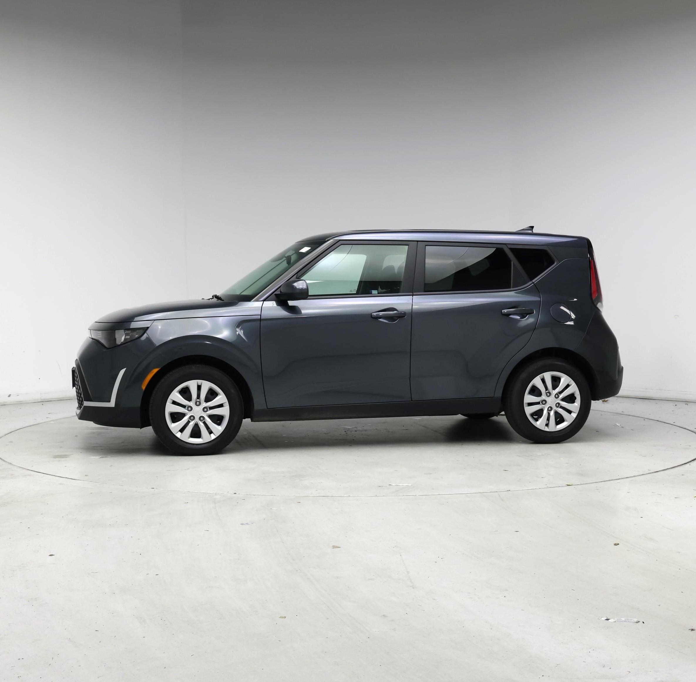Thumbnail: 2023 Kia Soul - 3