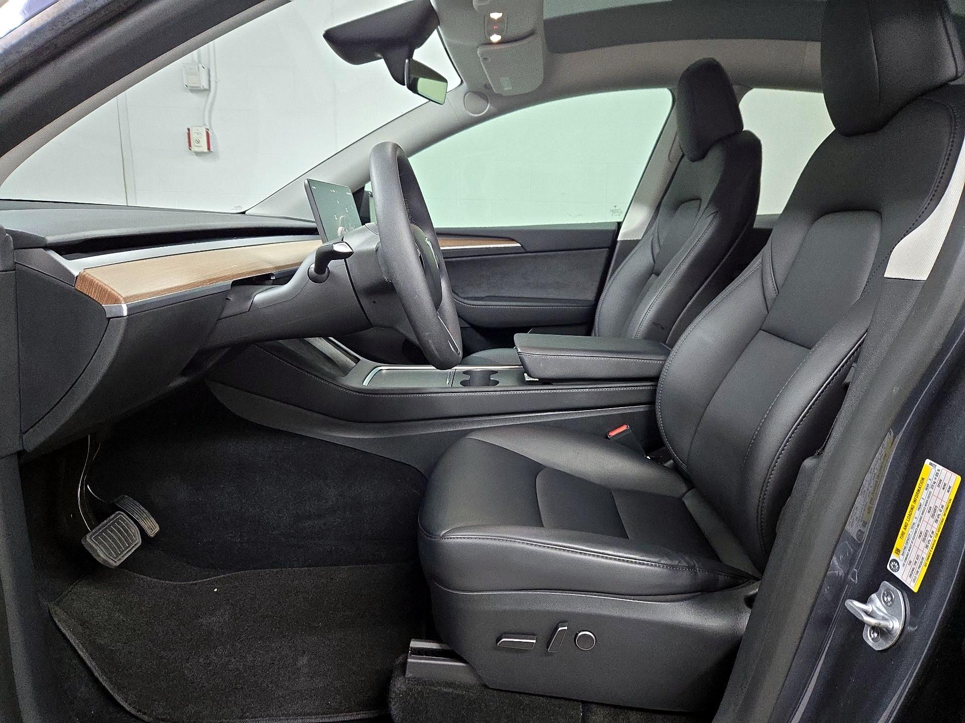 Thumbnail: 2023 Tesla Model Y - 11