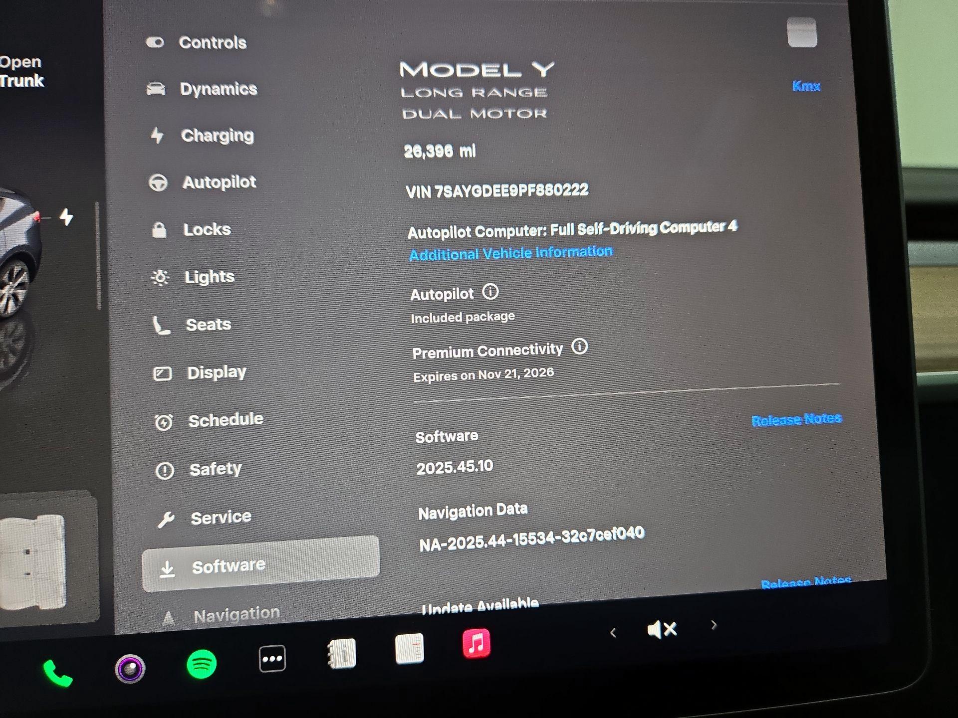 Thumbnail: 2023 Tesla Model Y - 13