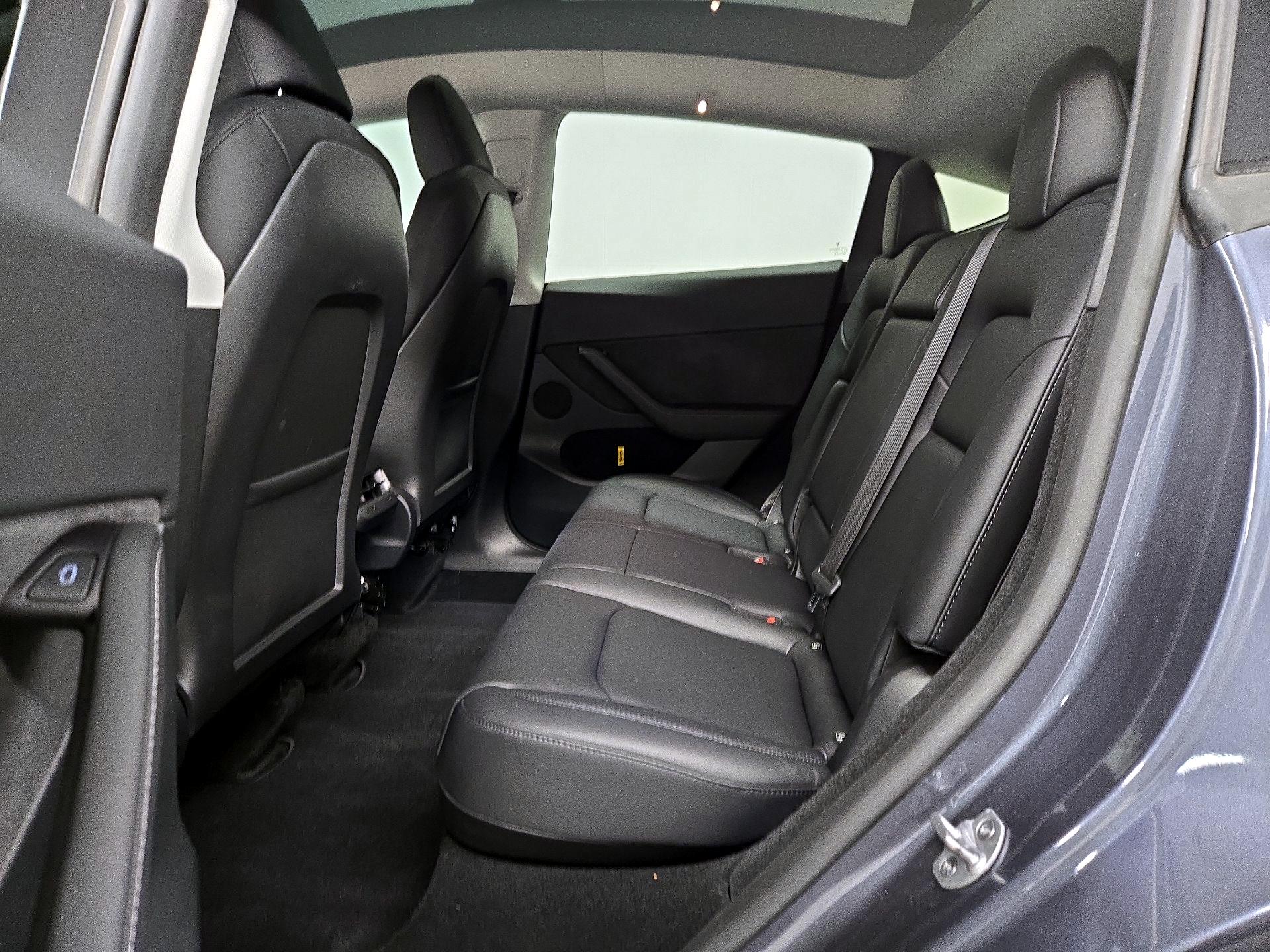 Thumbnail: 2023 Tesla Model Y - 18