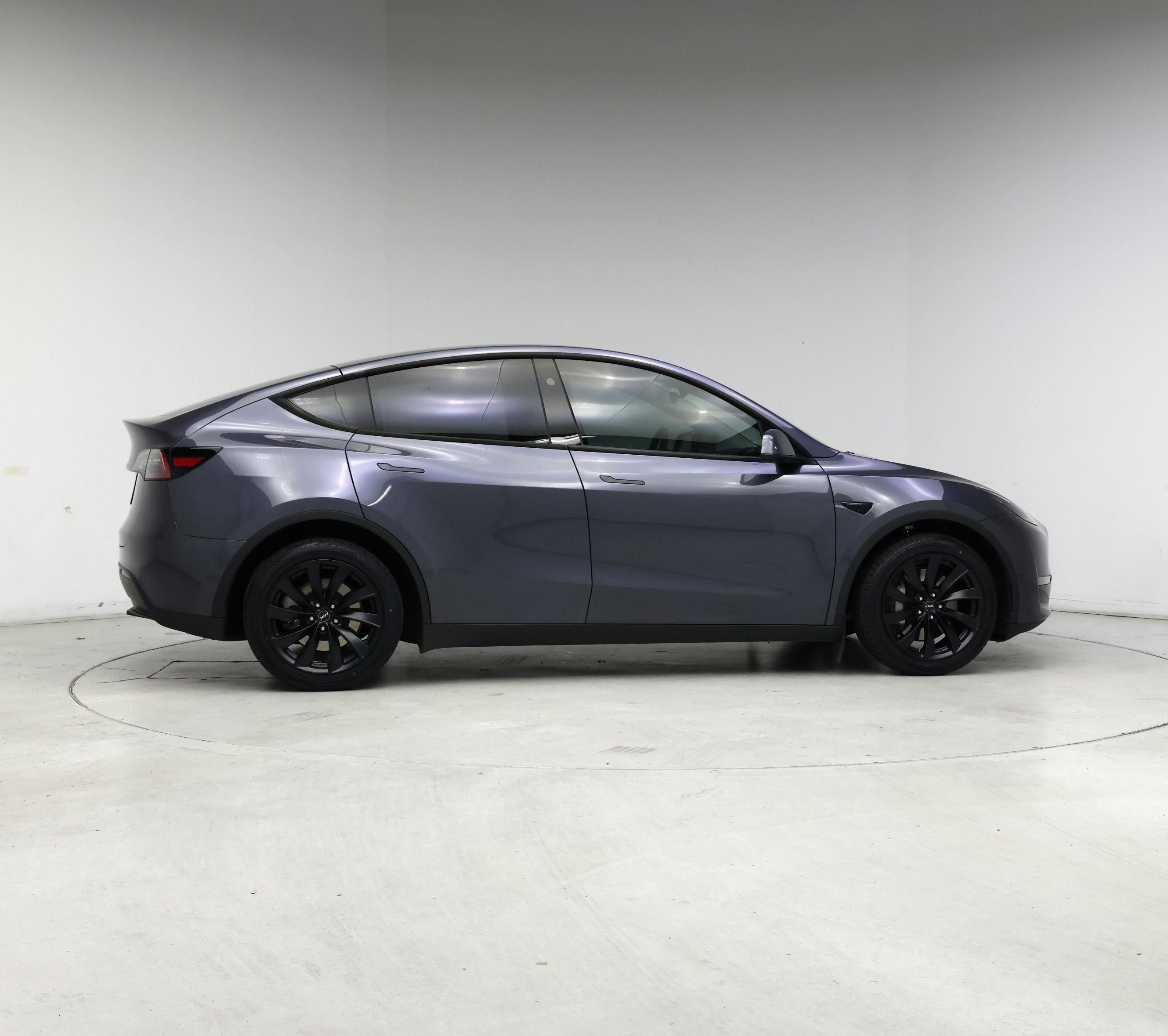 Thumbnail: 2023 Tesla Model Y - 7