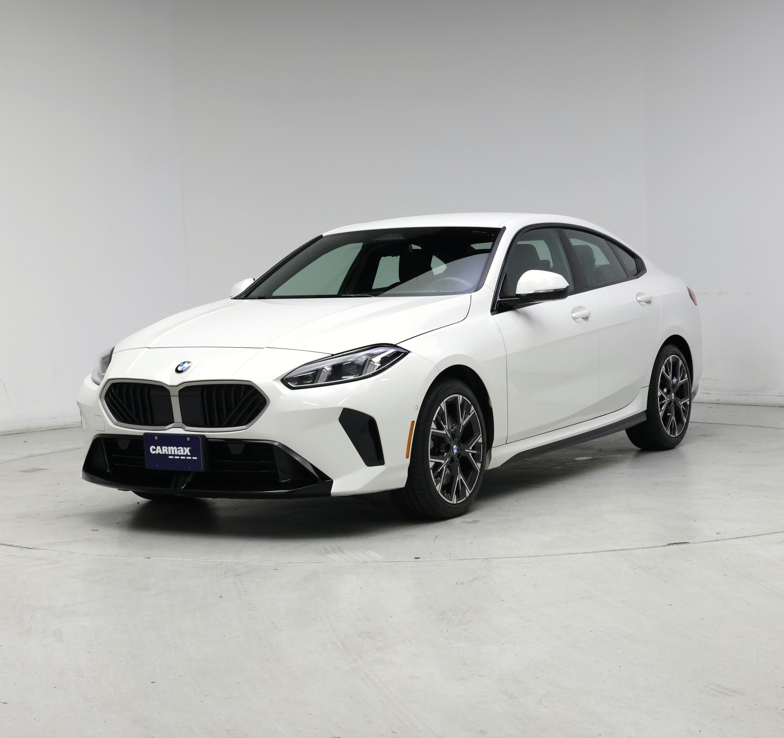 Thumbnail: 2025 BMW 2 Series - 4