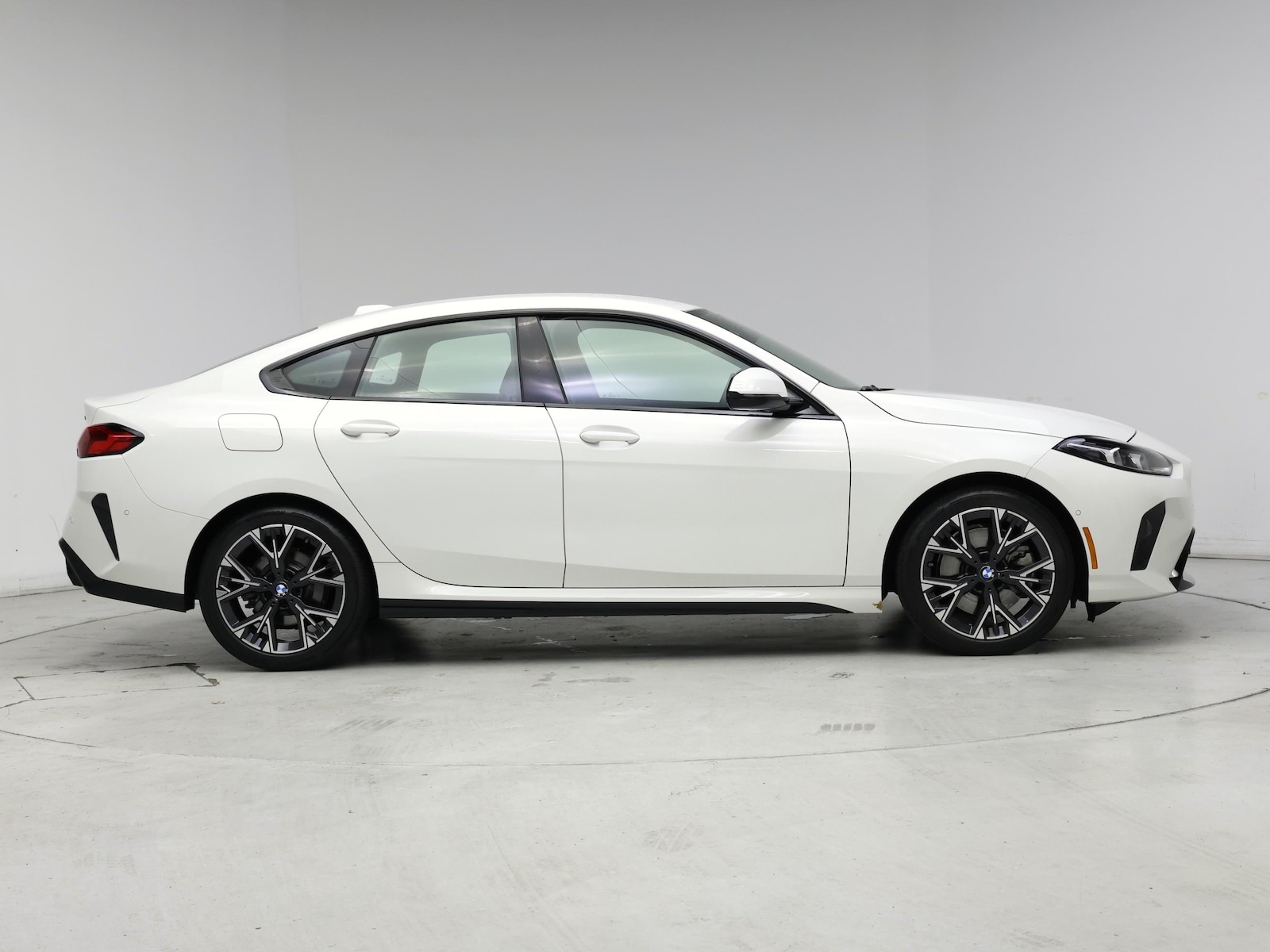 2025 BMW 2 Series 228 - Photo 8