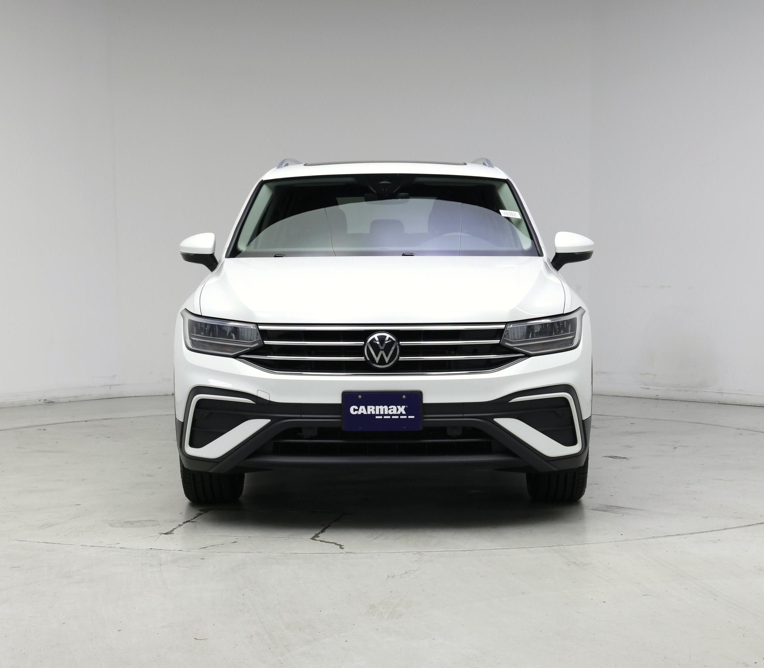Thumbnail: 2022 Volkswagen Tiguan - 5