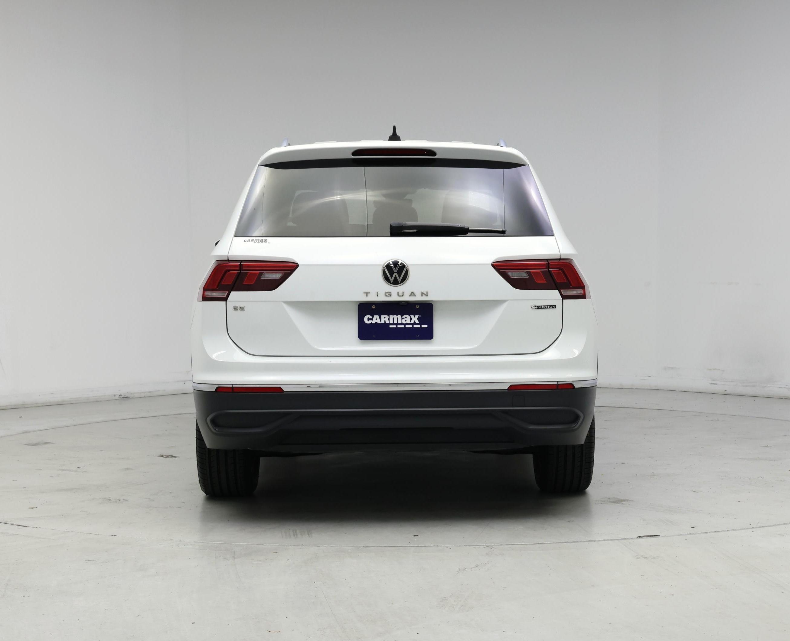 Thumbnail: 2022 Volkswagen Tiguan - 6