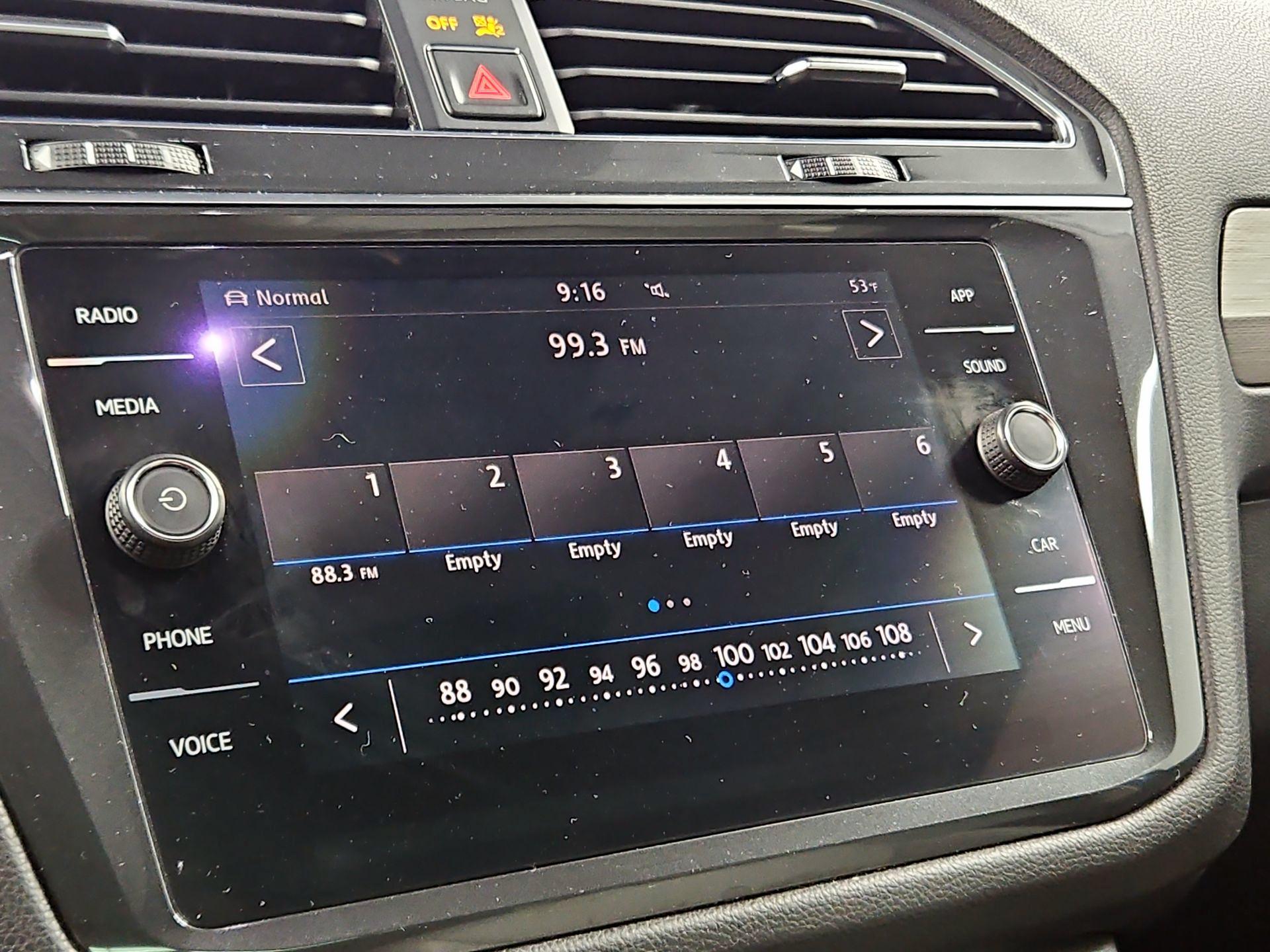 Thumbnail: 2018 Volkswagen Tiguan - 15