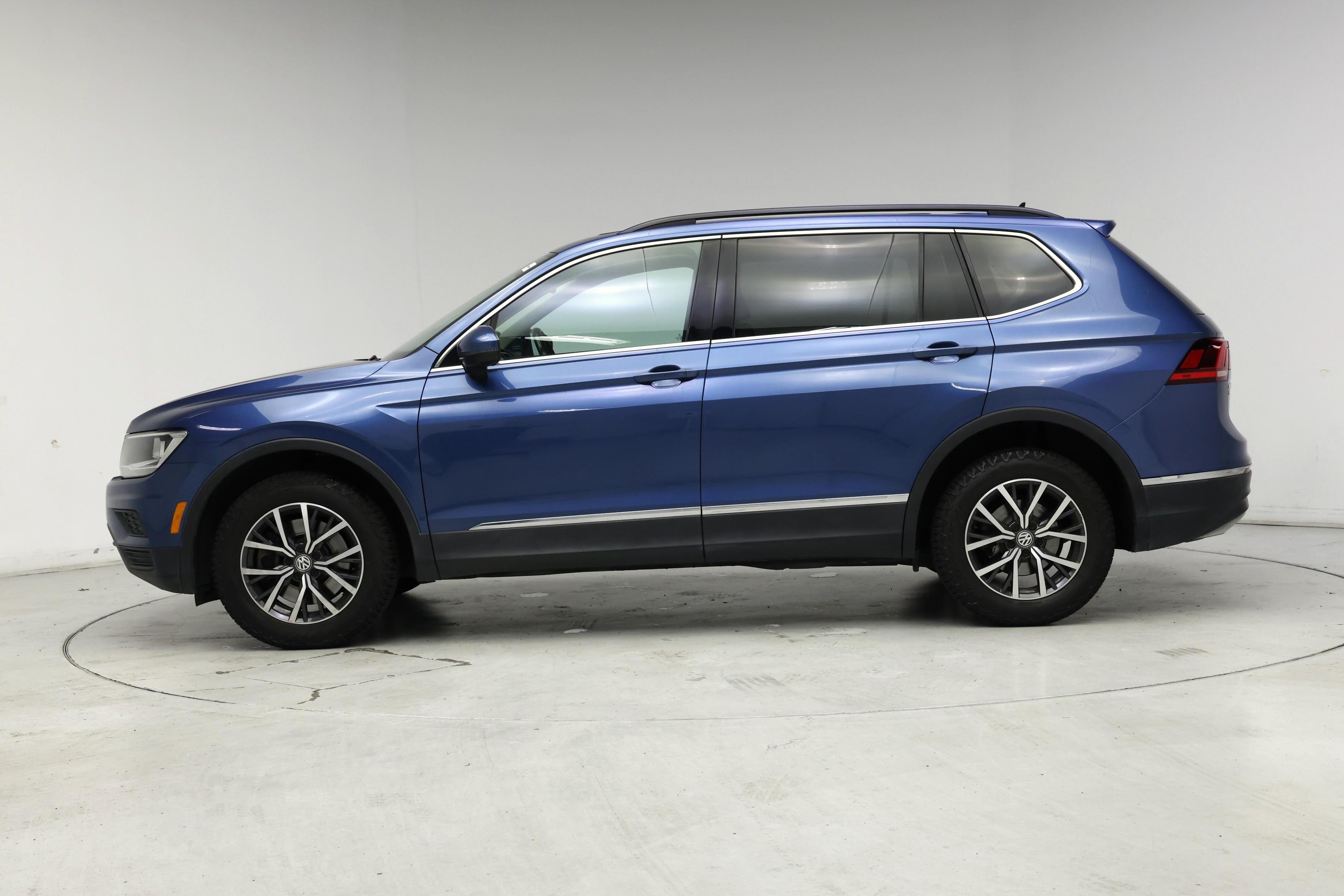 Thumbnail: 2018 Volkswagen Tiguan - 3