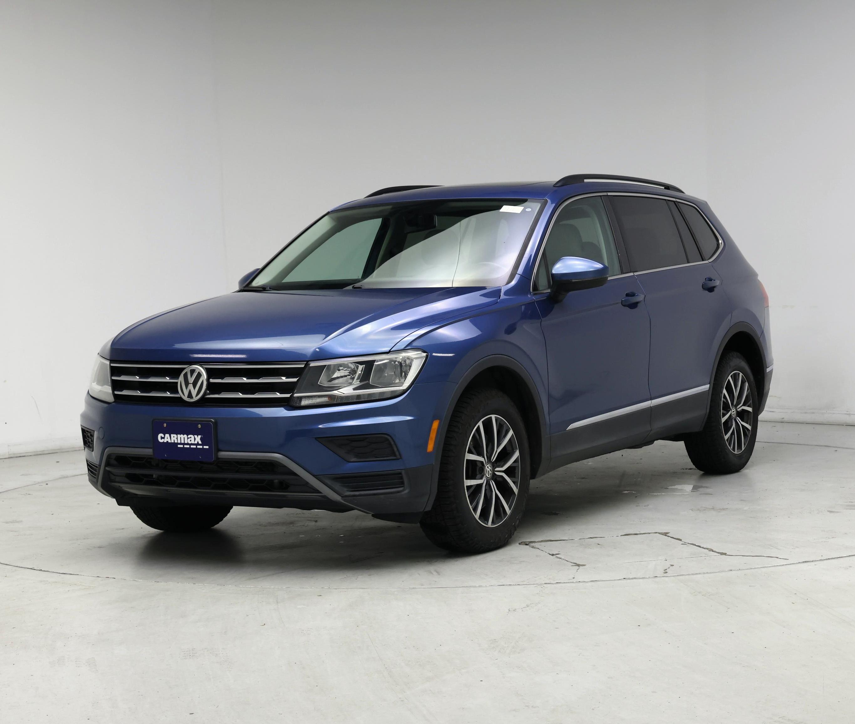Thumbnail: 2018 Volkswagen Tiguan - 4