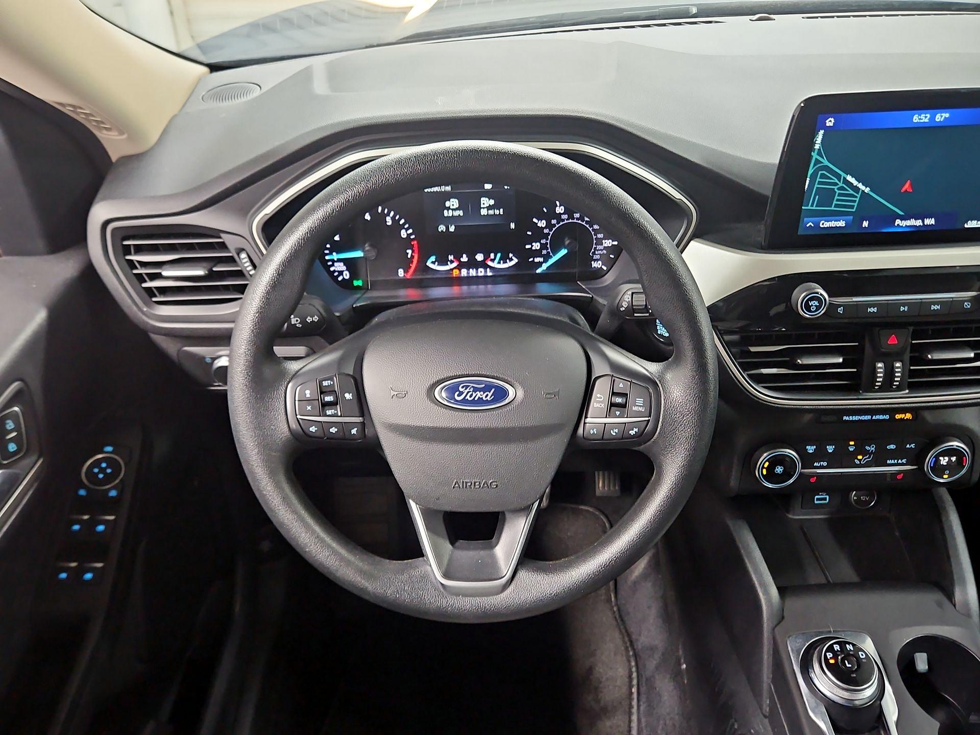Thumbnail: 2020 Ford Escape - 10