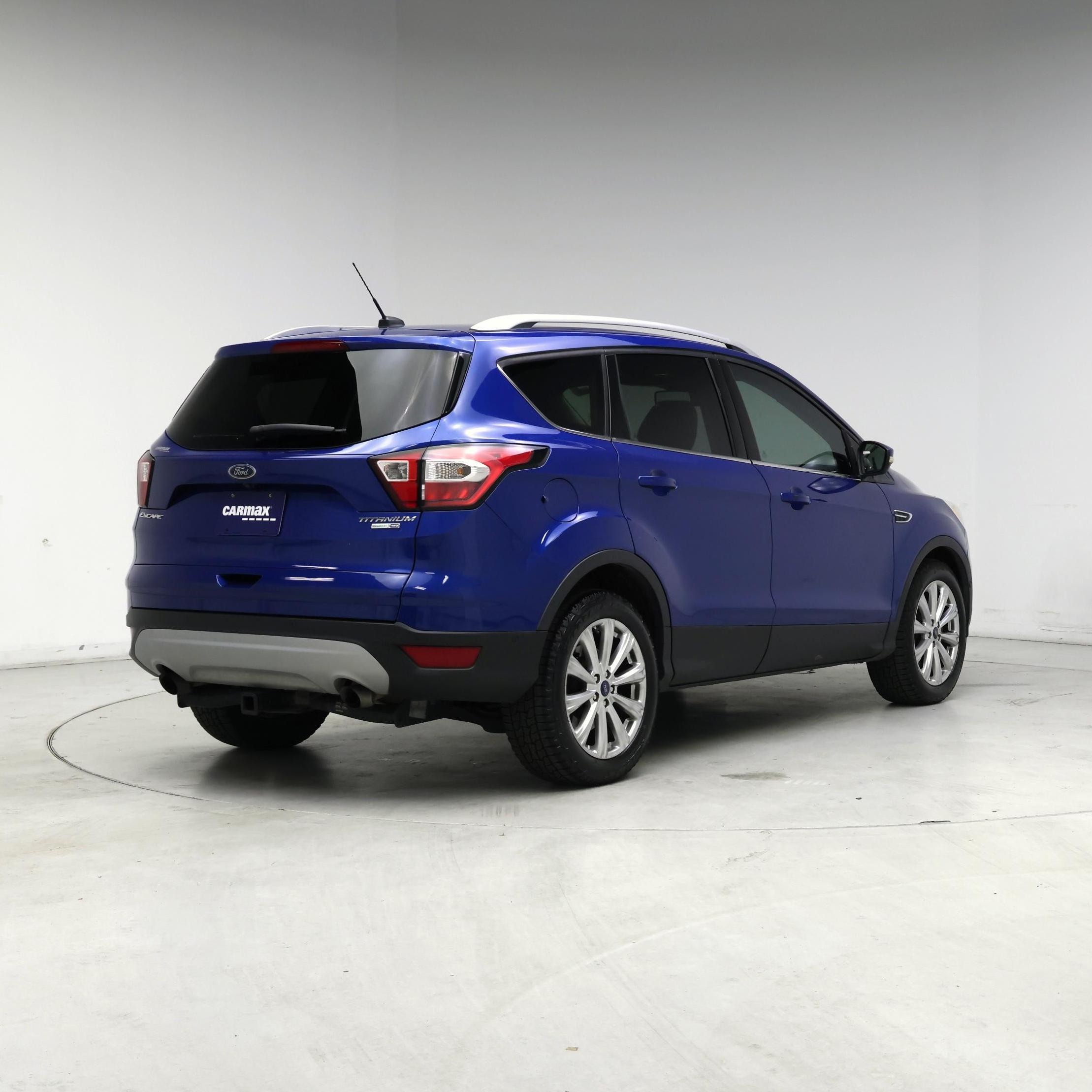 Thumbnail: 2017 Ford Escape - 8