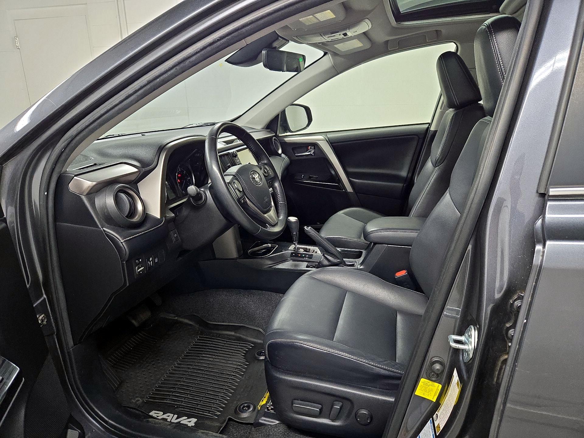 Thumbnail: 2017 Toyota RAV4 - 11