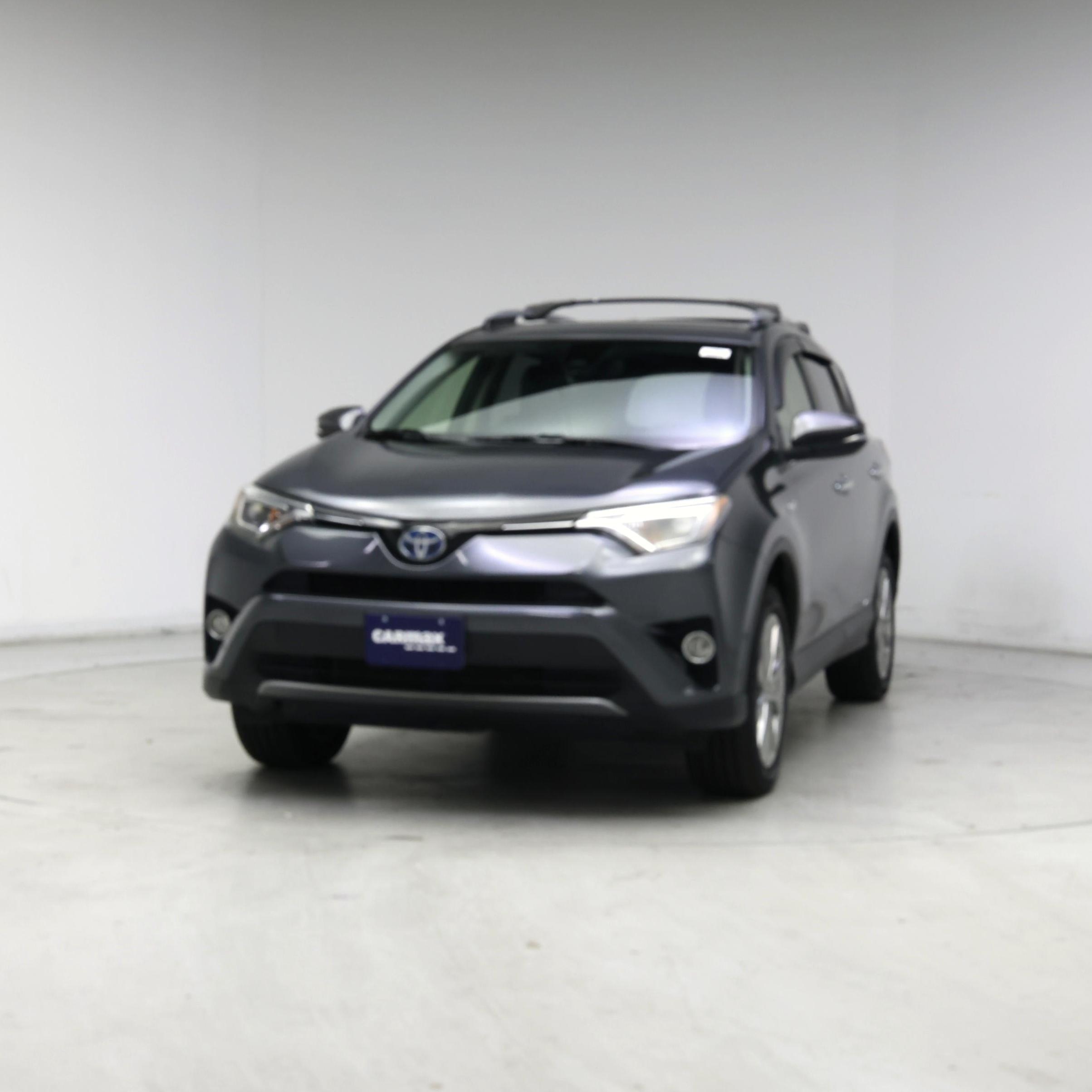 Thumbnail: 2017 Toyota RAV4 - 4