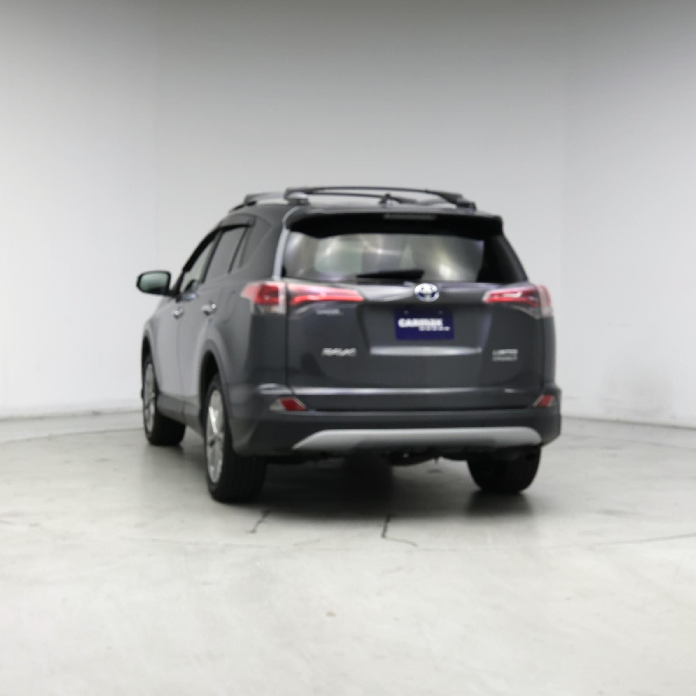 Thumbnail: 2017 Toyota RAV4 - 6