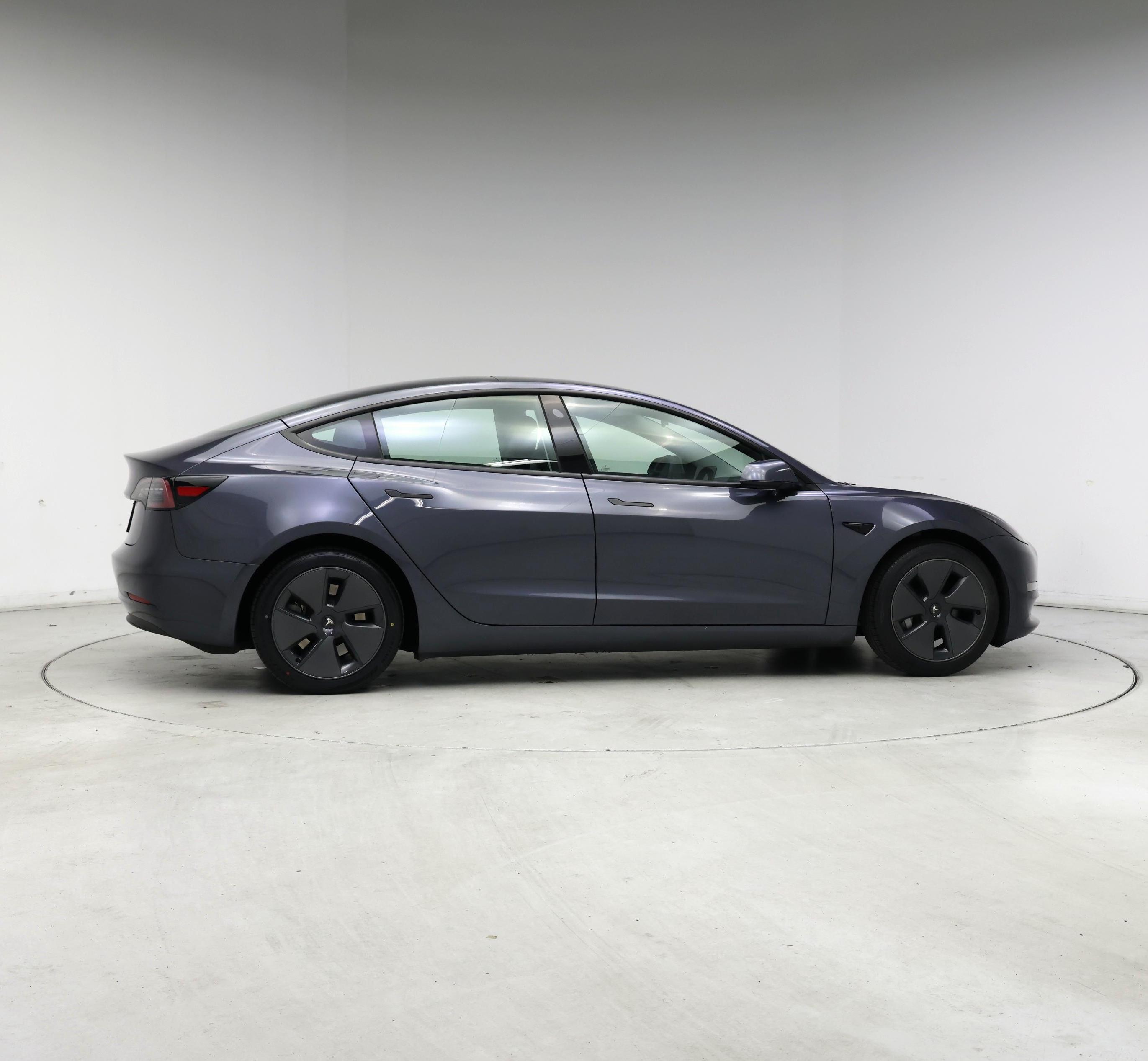 Thumbnail: 2023 Tesla Model 3 - 7