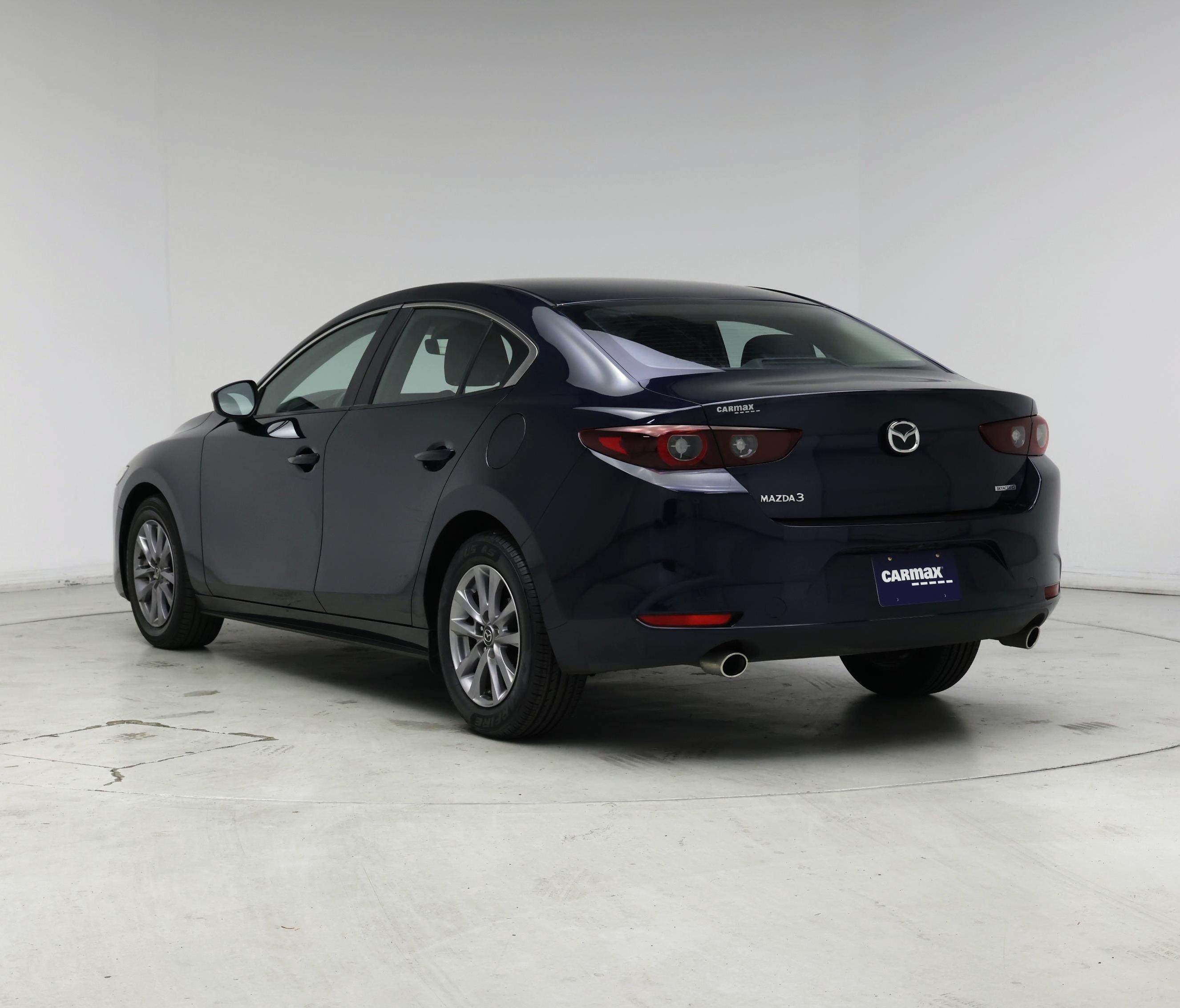 Thumbnail: 2022 Mazda Mazda3 - 2