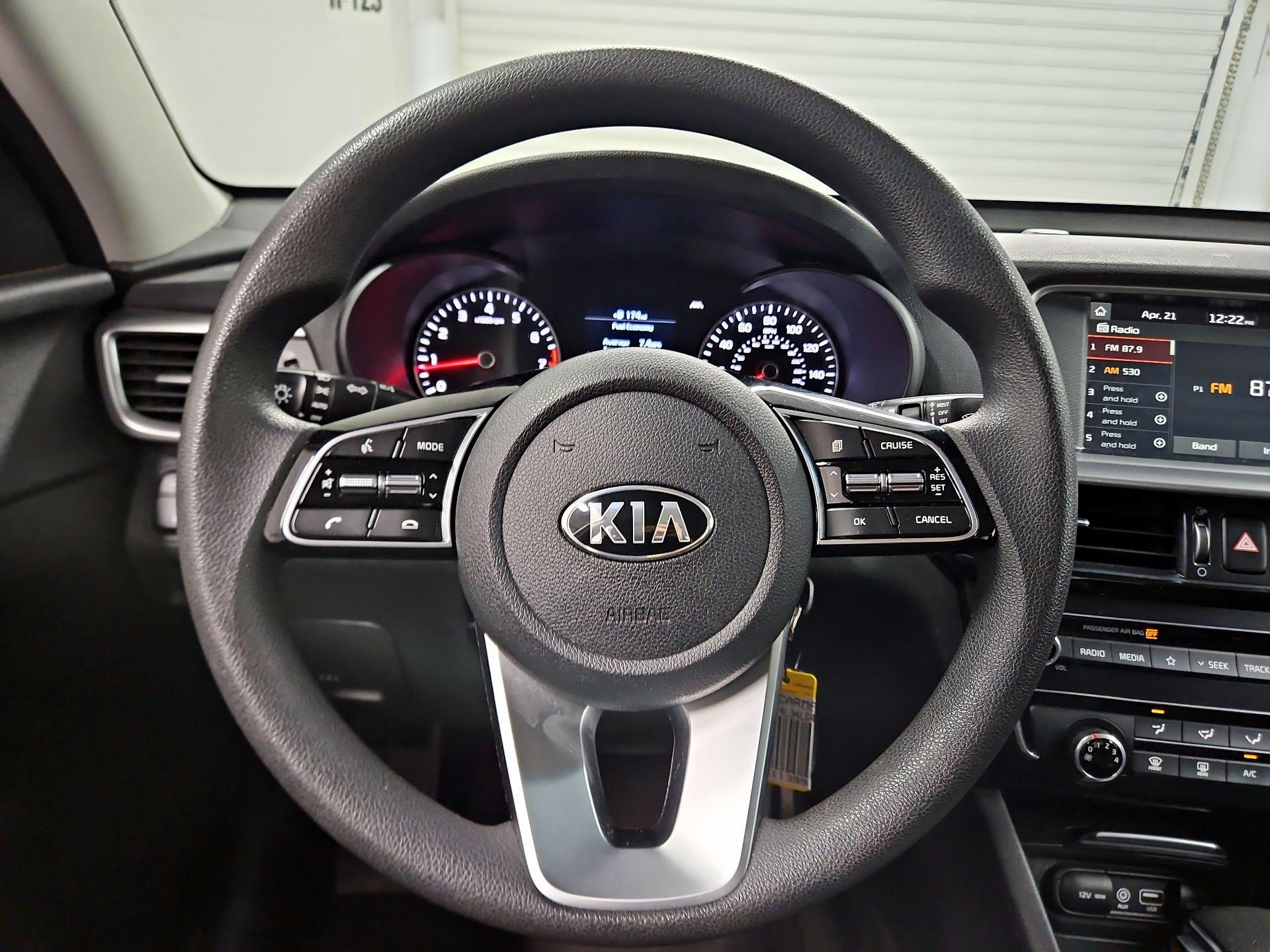 Thumbnail: 2020 Kia Optima - 10