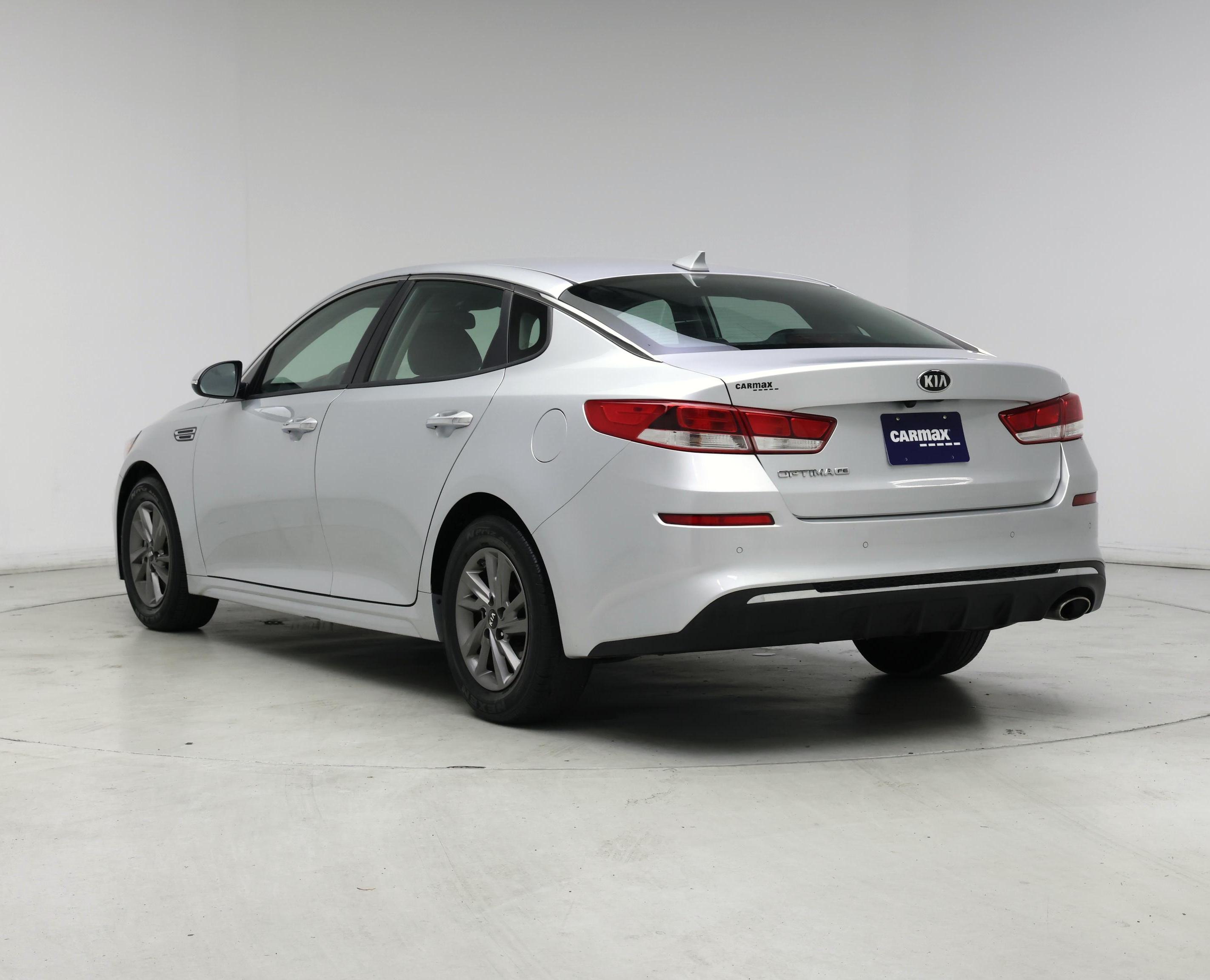 Thumbnail: 2020 Kia Optima - 2