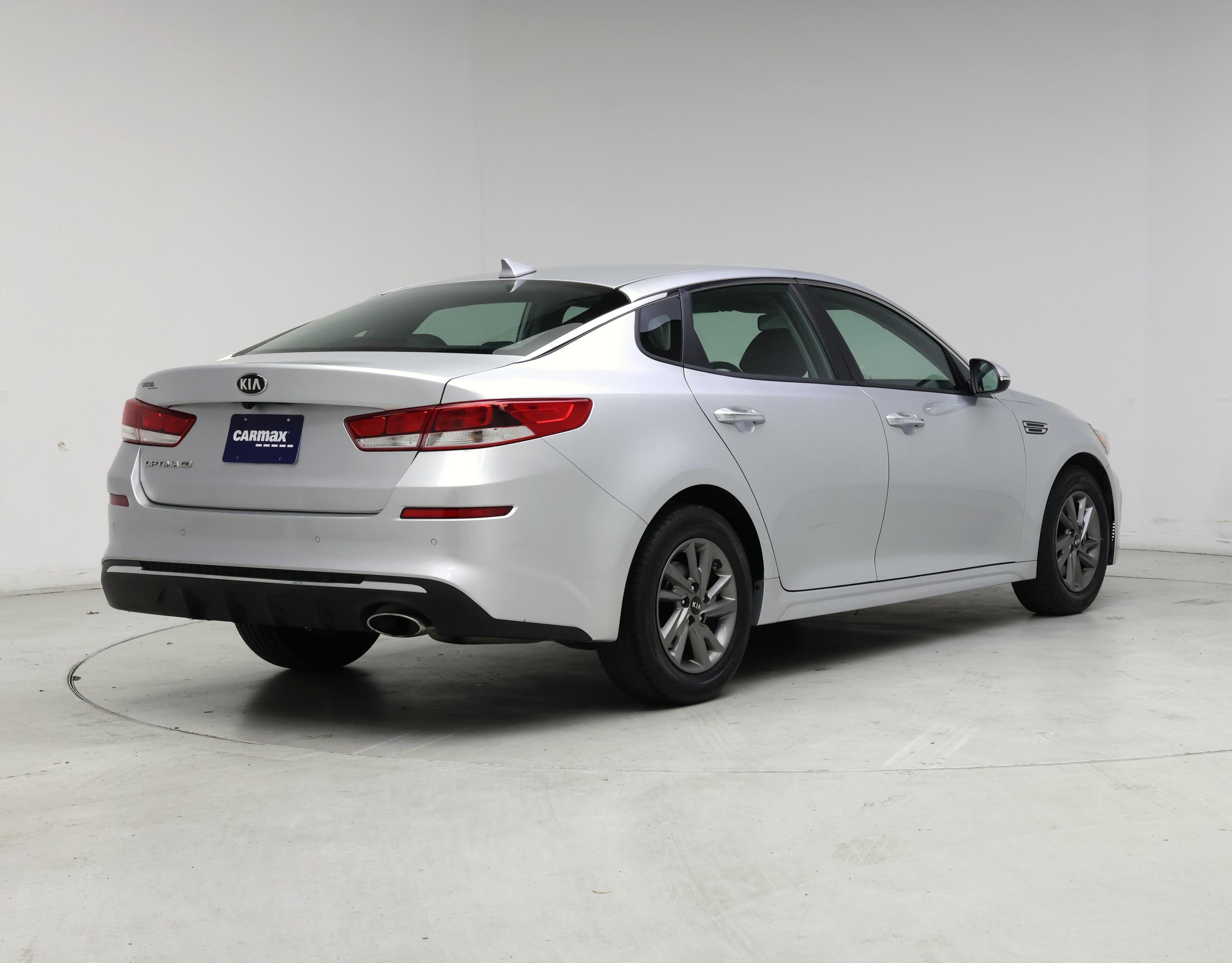 Thumbnail: 2020 Kia Optima - 8
