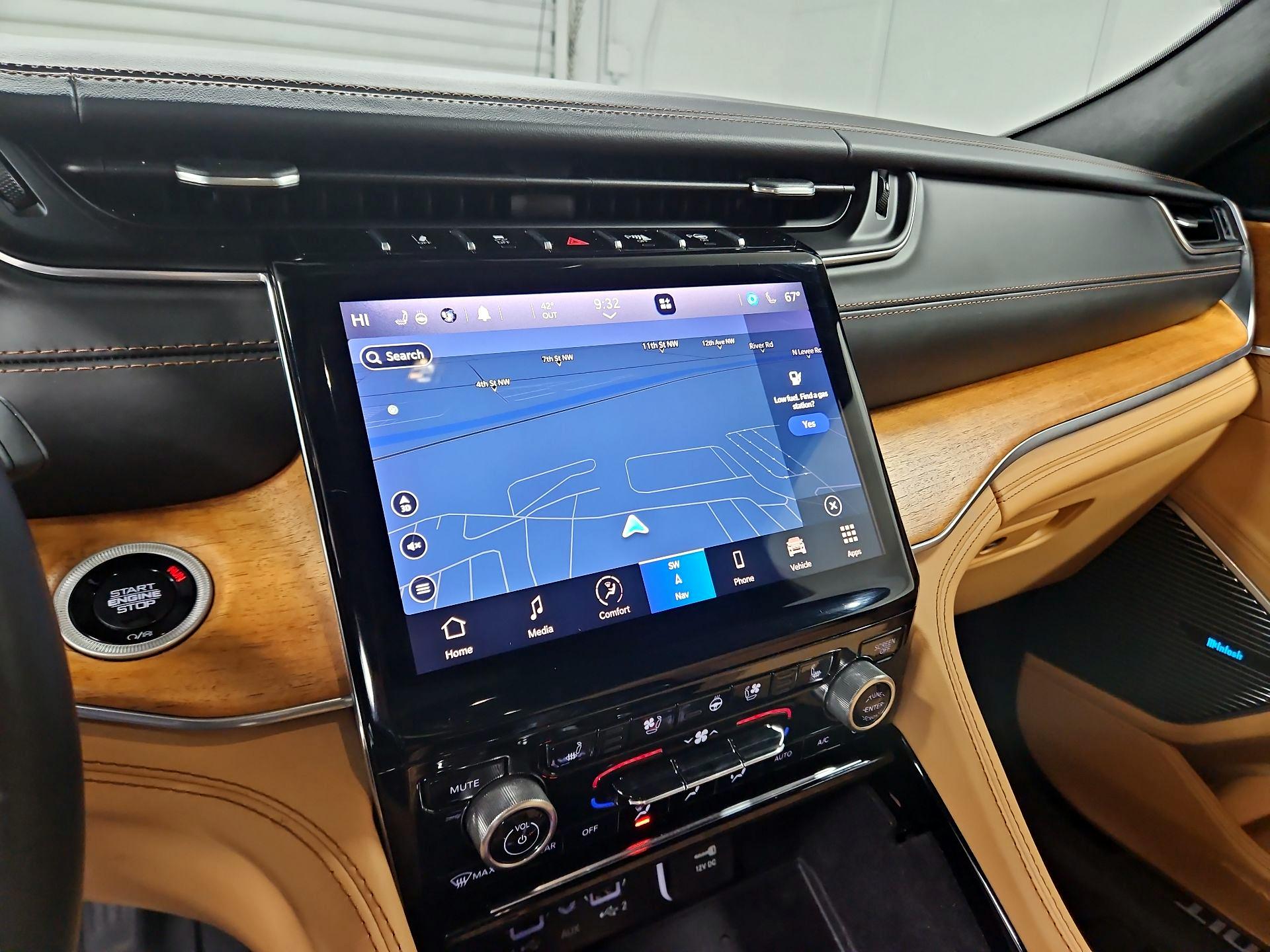 Thumbnail: 2021 Jeep Grand Cherokee L - 14