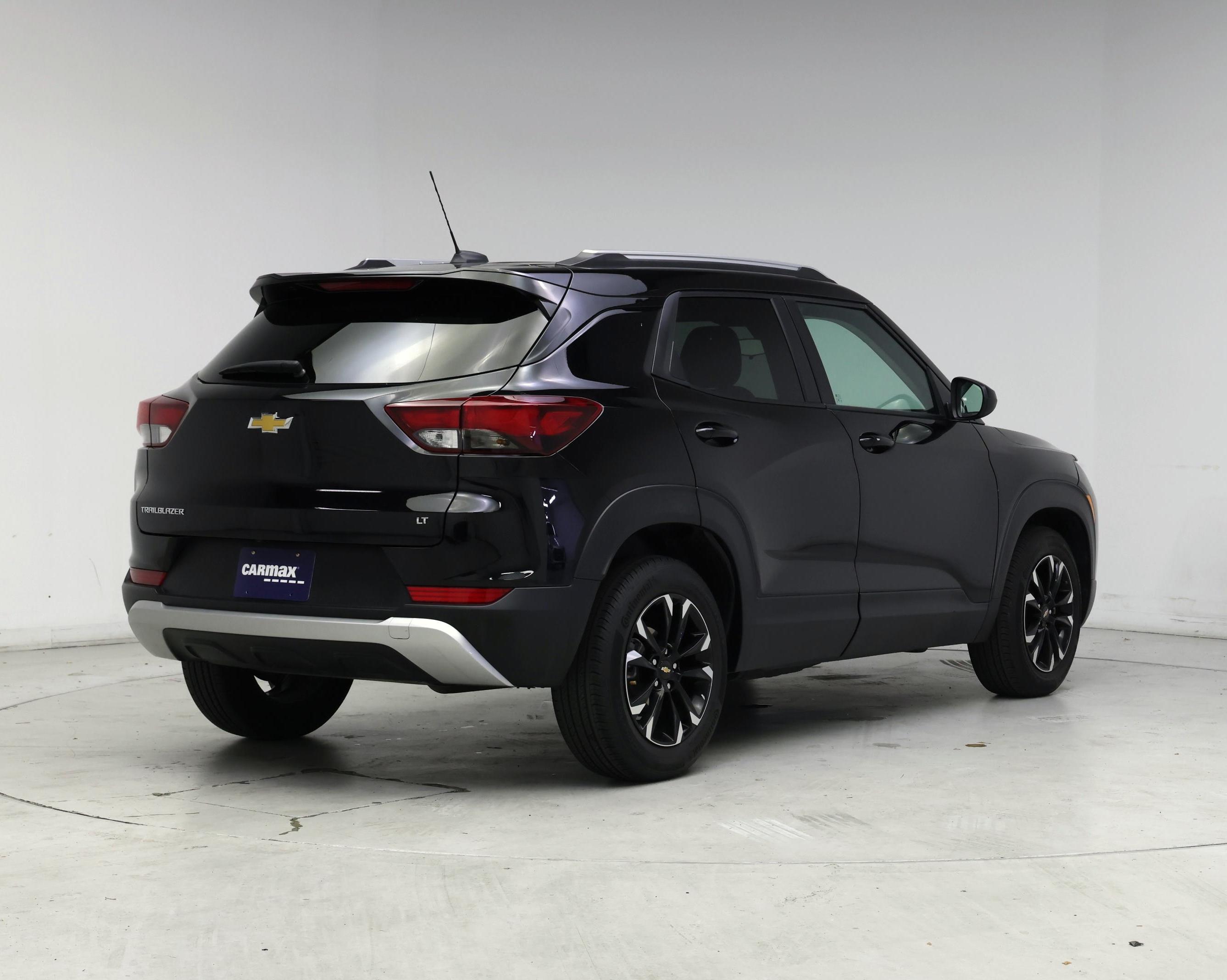 Thumbnail: 2023 Chevrolet TrailBlazer - 8