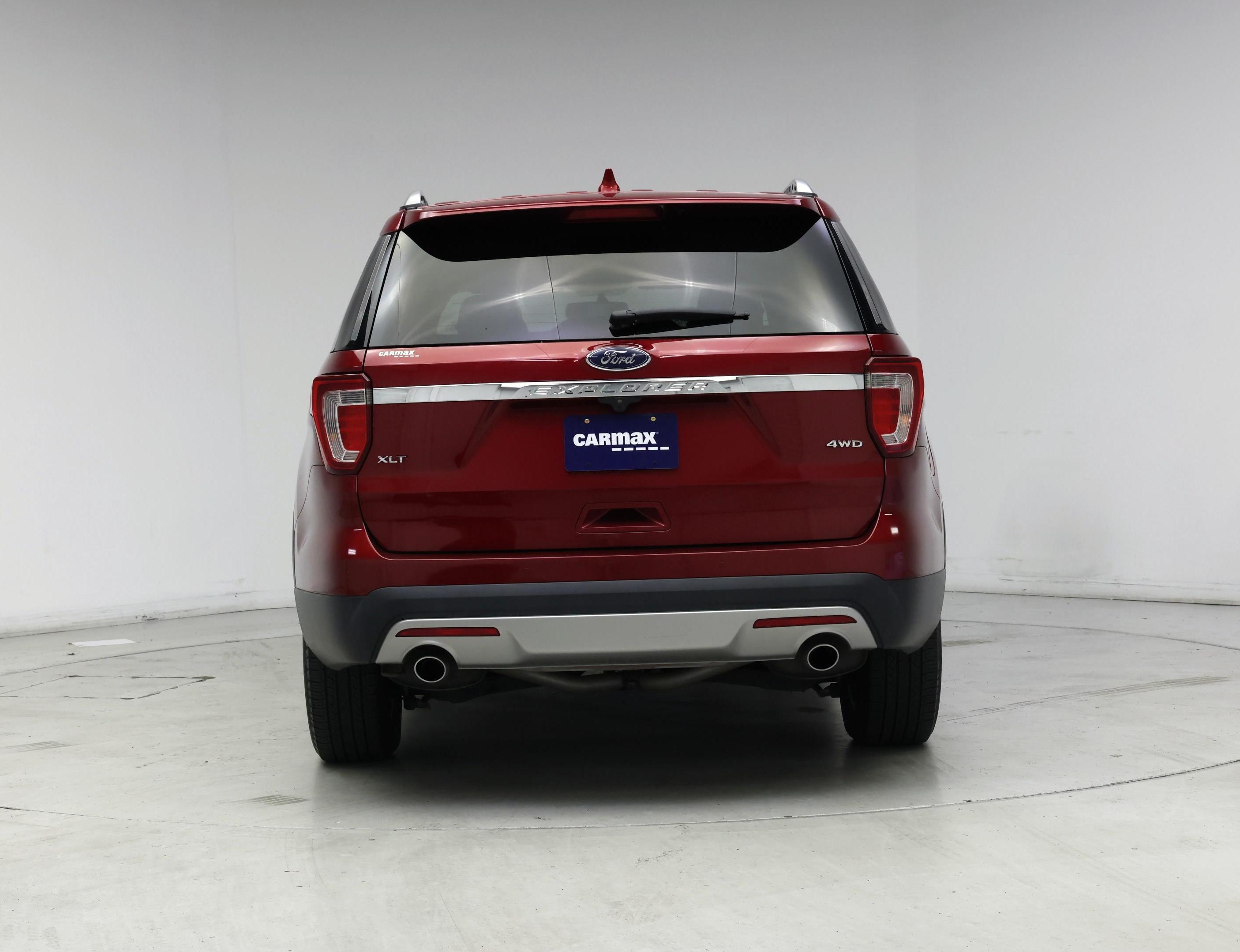 Thumbnail: 2017 Ford Explorer - 6