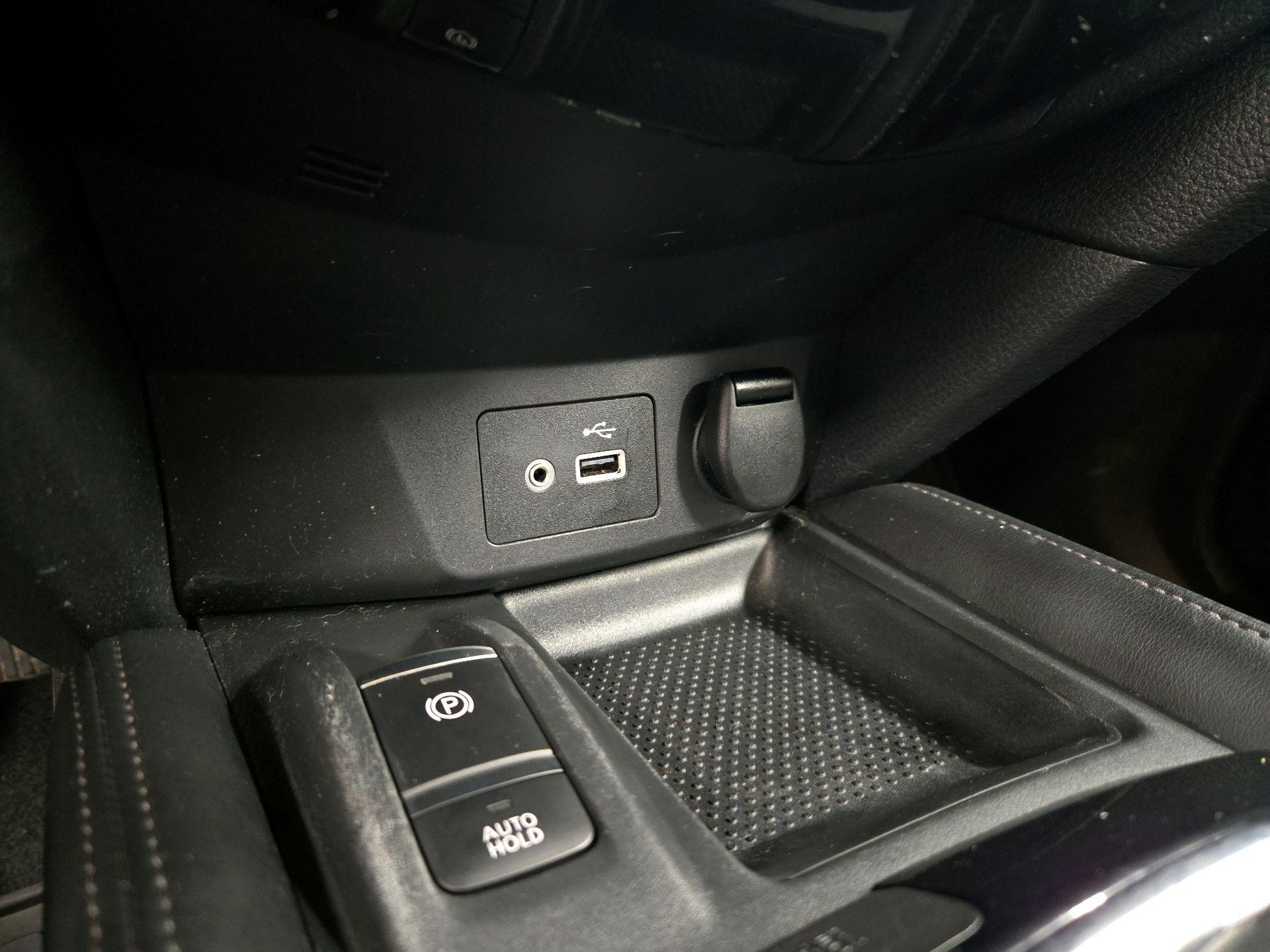 Thumbnail: 2019 Nissan Rogue - 19