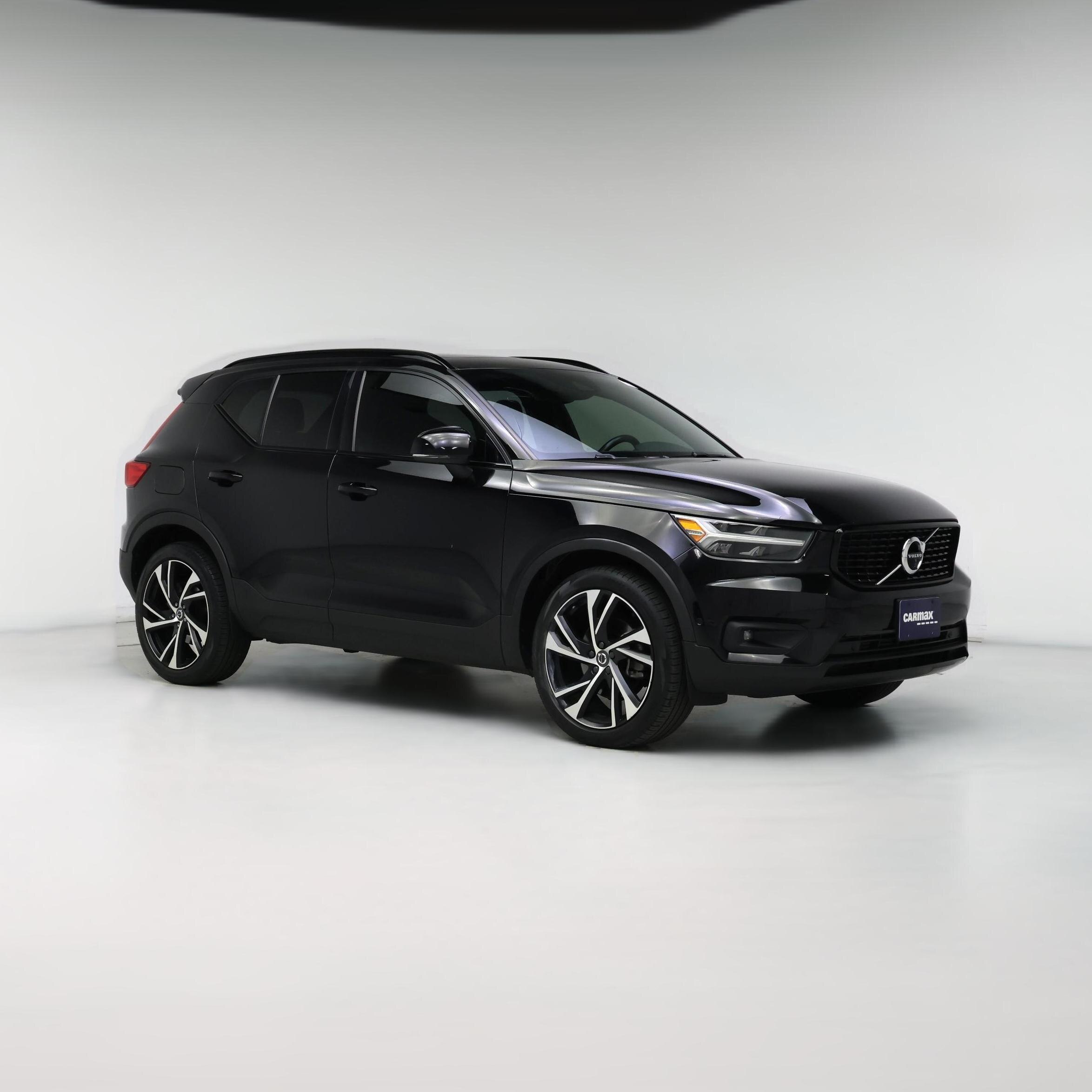 Thumbnail: 2021 Volvo XC40 - 1