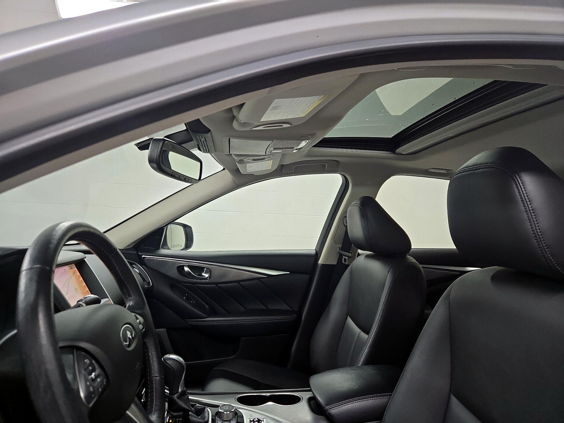 Thumbnail: 2016 INFINITI Q50 - 20