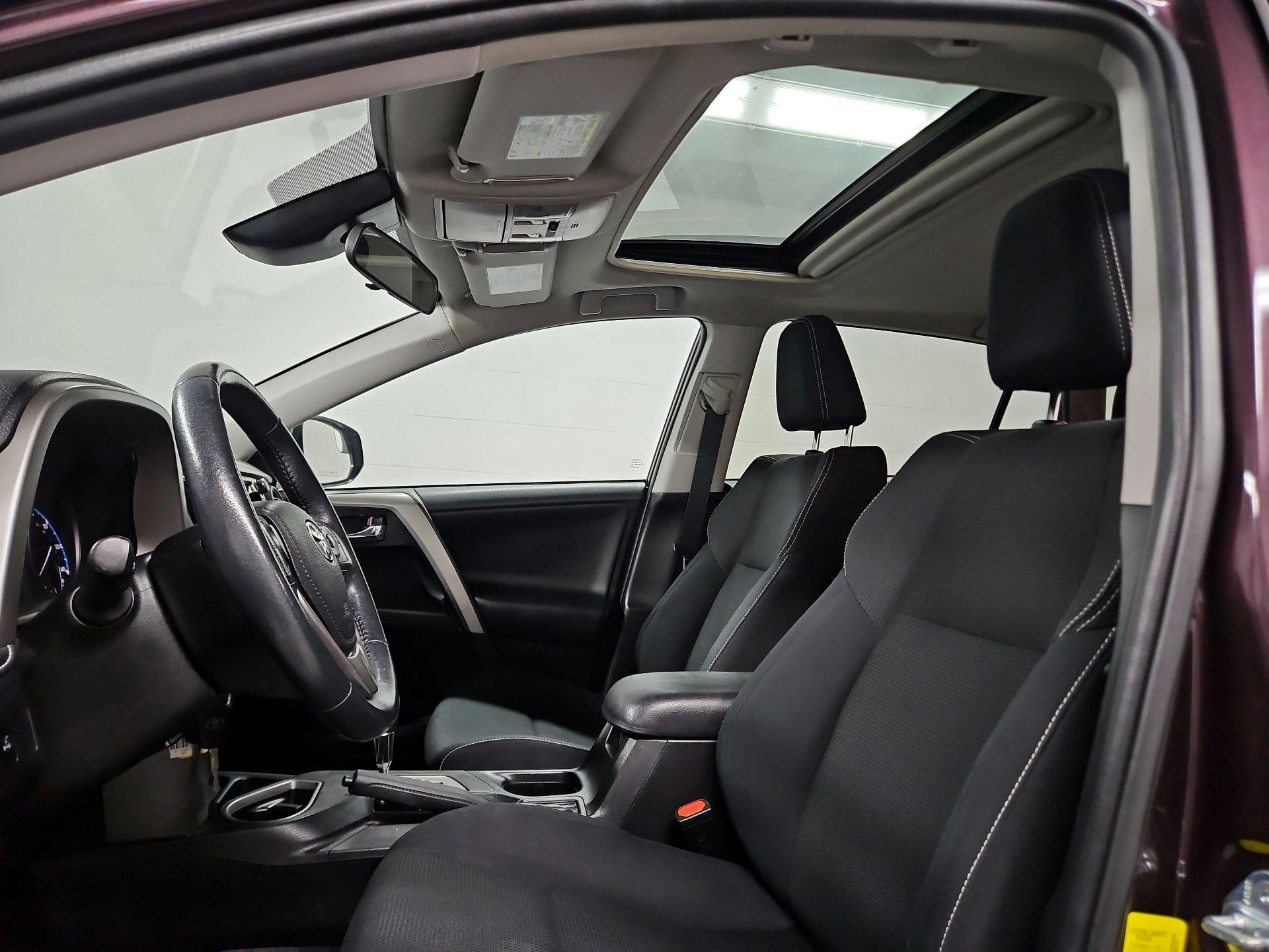 Thumbnail: 2017 Toyota RAV4 - 19