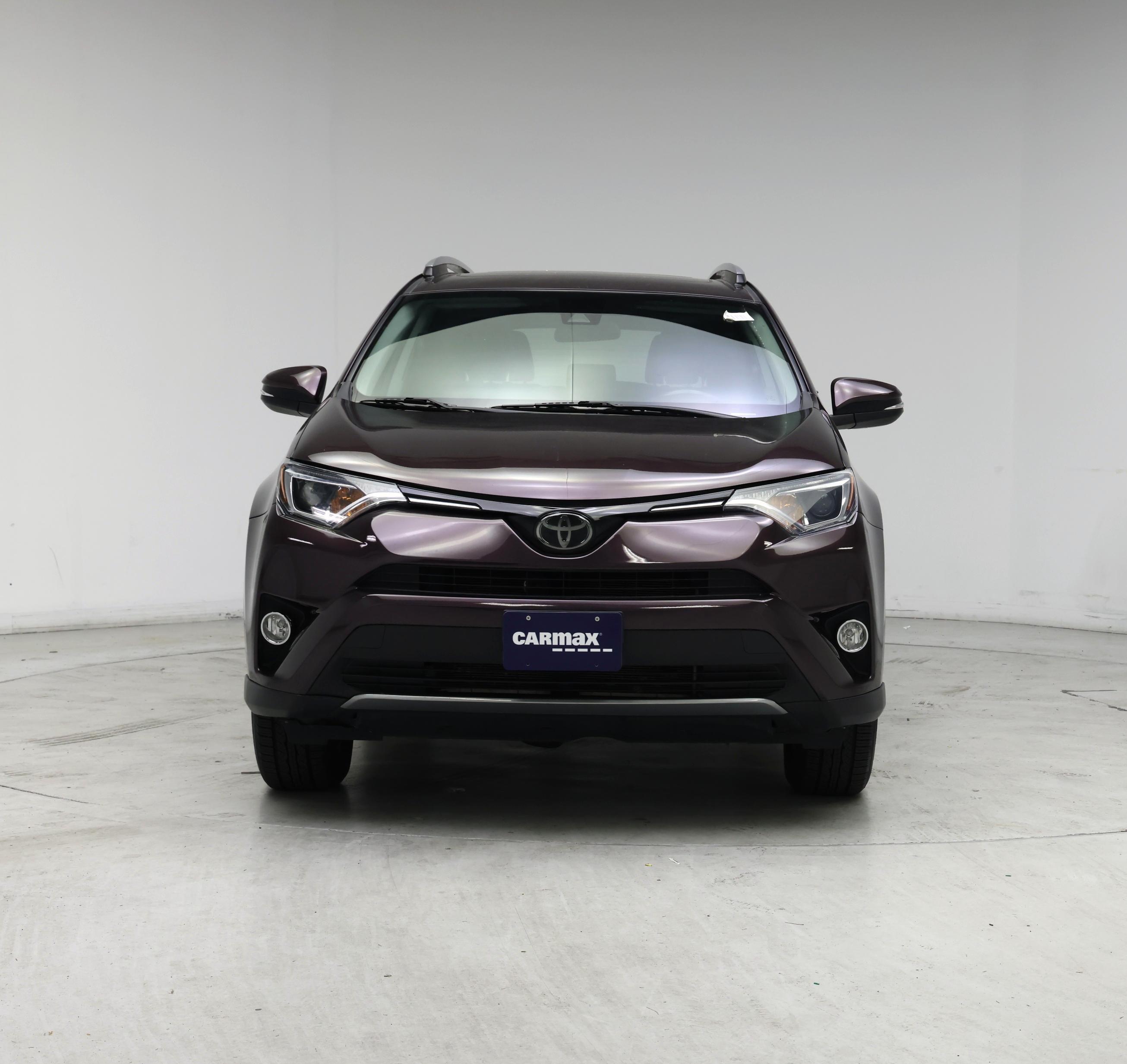 Thumbnail: 2017 Toyota RAV4 - 5