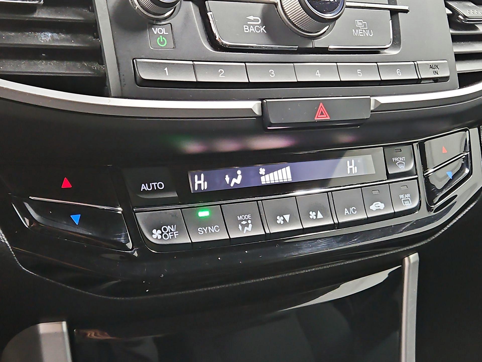 Thumbnail: 2016 Honda Accord - 16