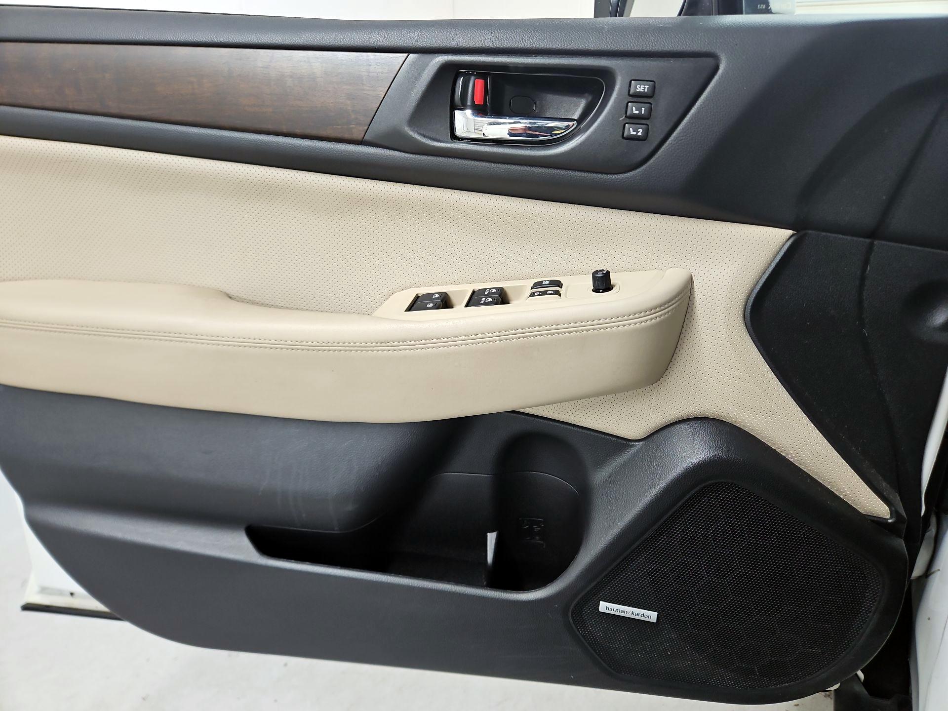 Thumbnail: 2015 Subaru Outback - 12