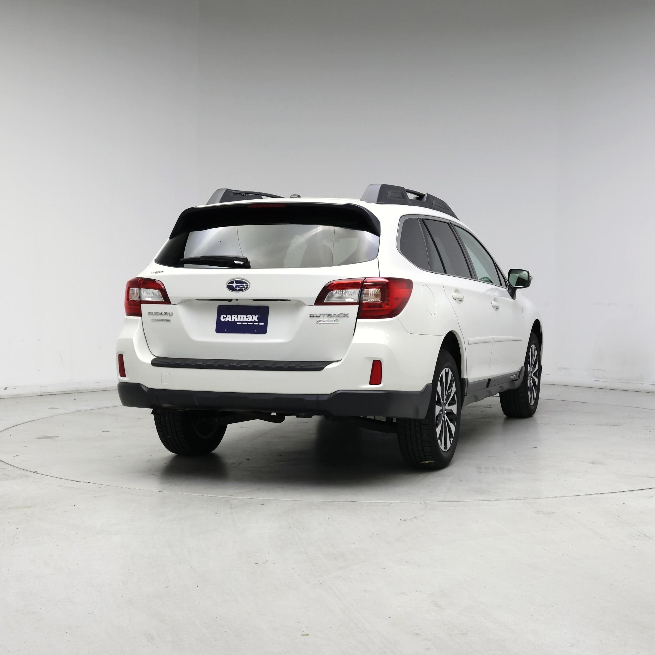 Thumbnail: 2015 Subaru Outback - 8
