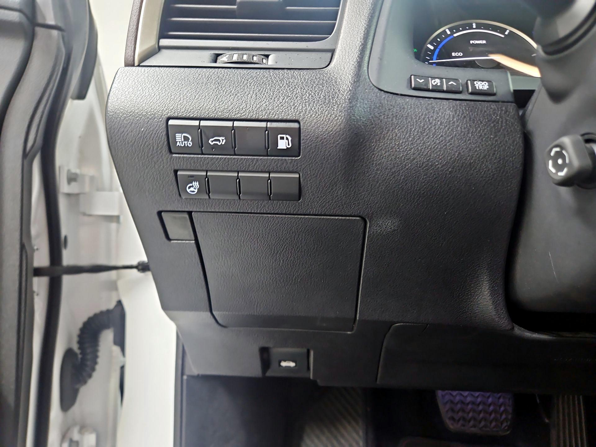 Thumbnail: 2016 Lexus RX - 13