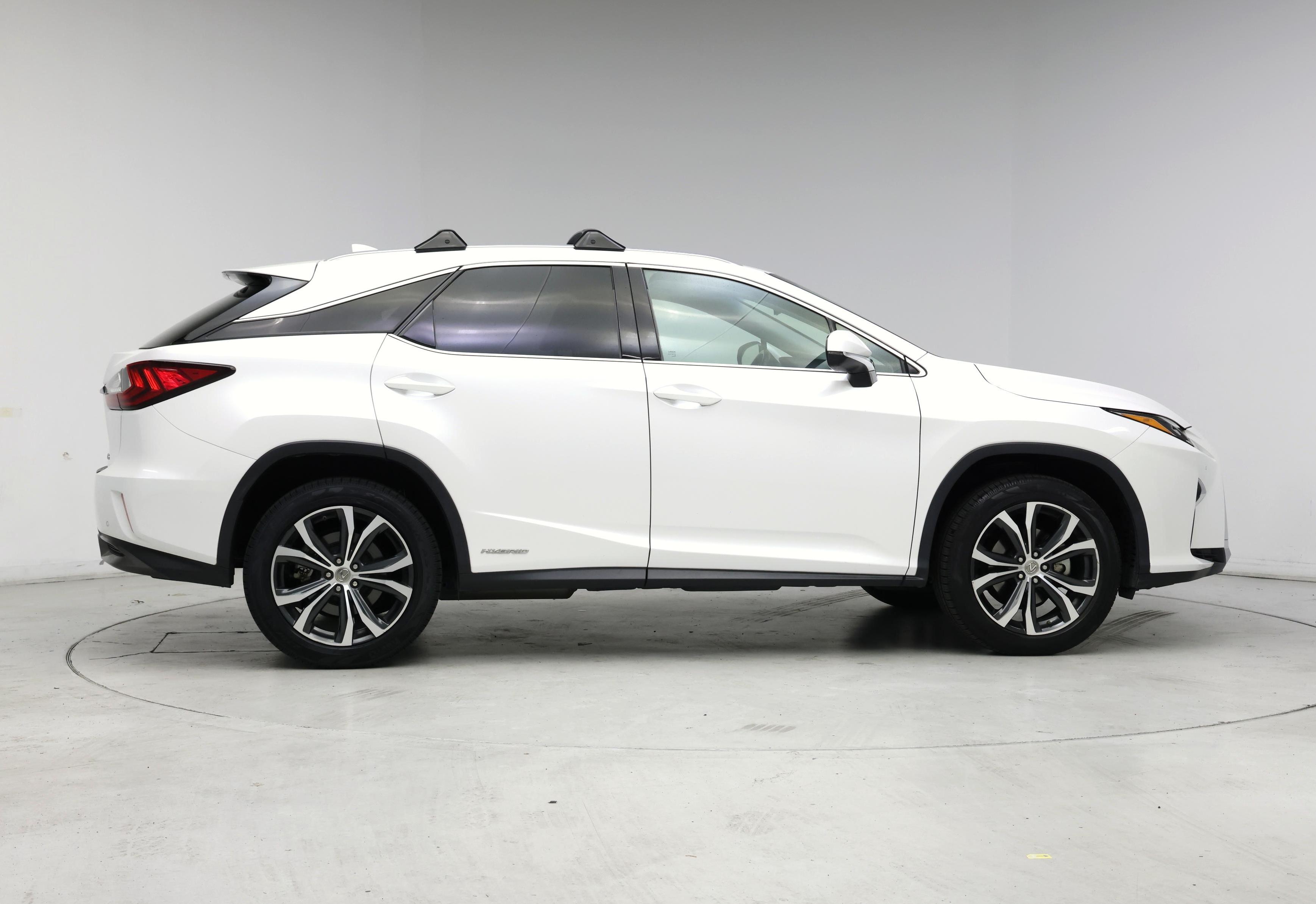 Thumbnail: 2016 Lexus RX - 7