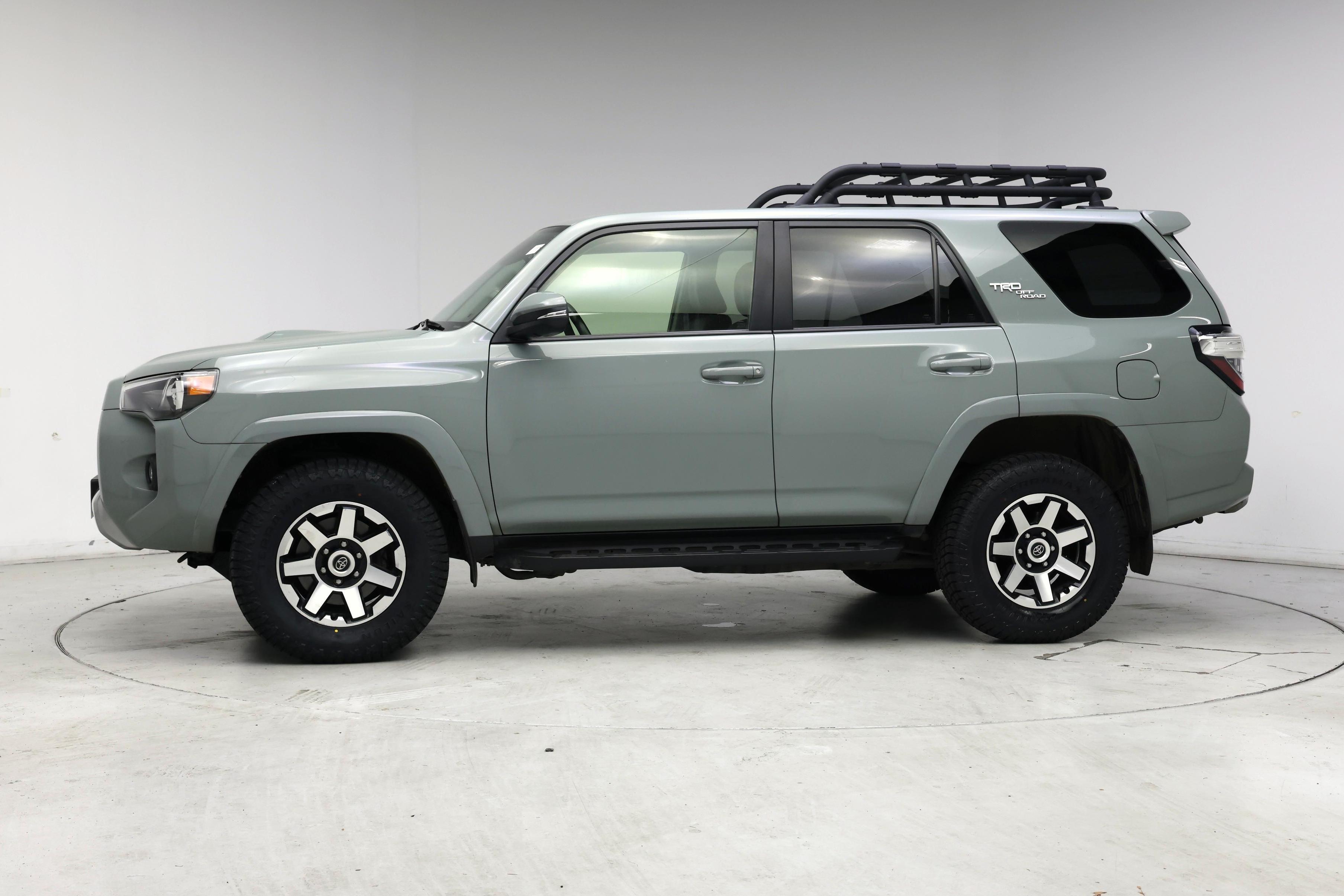 Thumbnail: 2023 Toyota 4Runner - 3