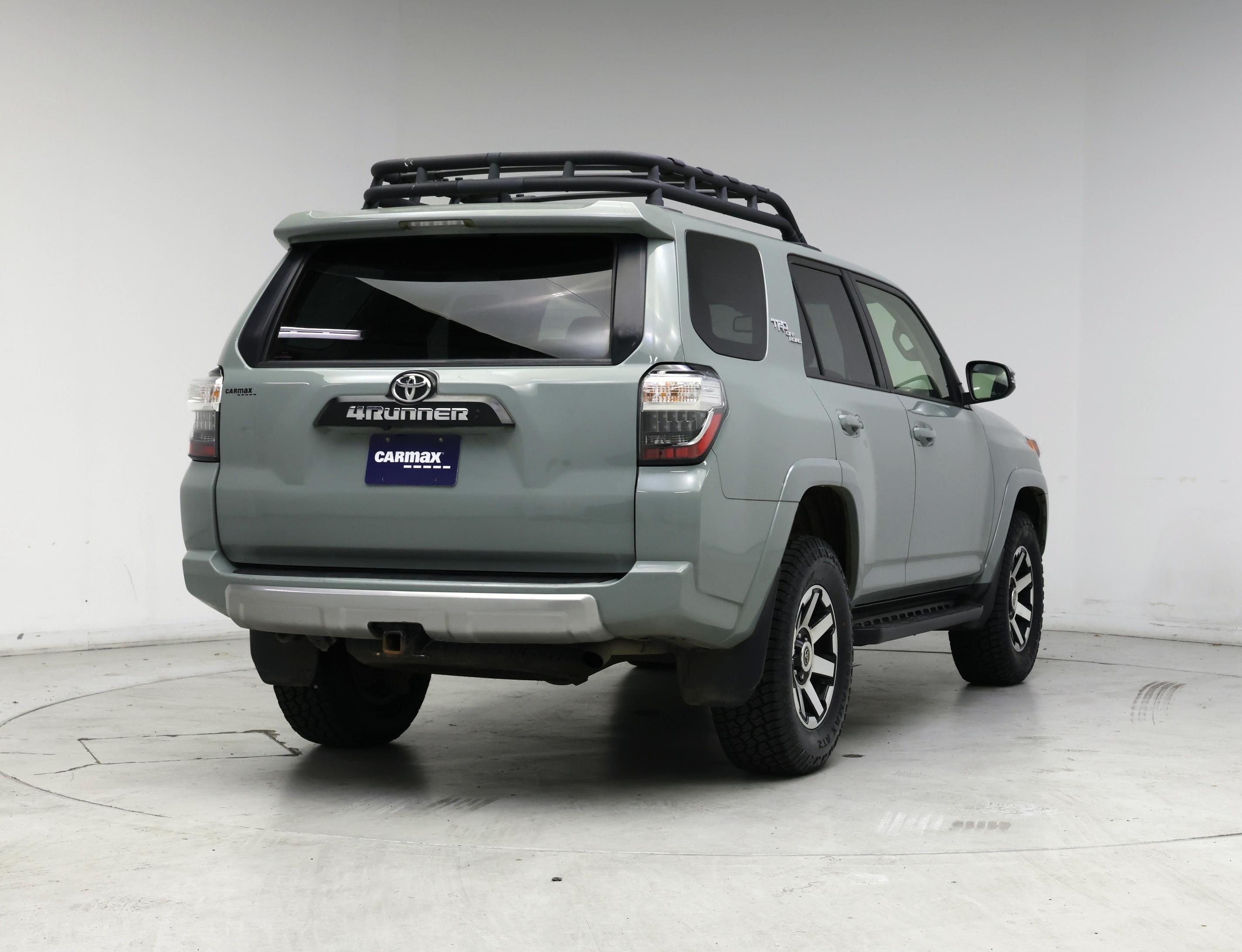 Thumbnail: 2023 Toyota 4Runner - 8
