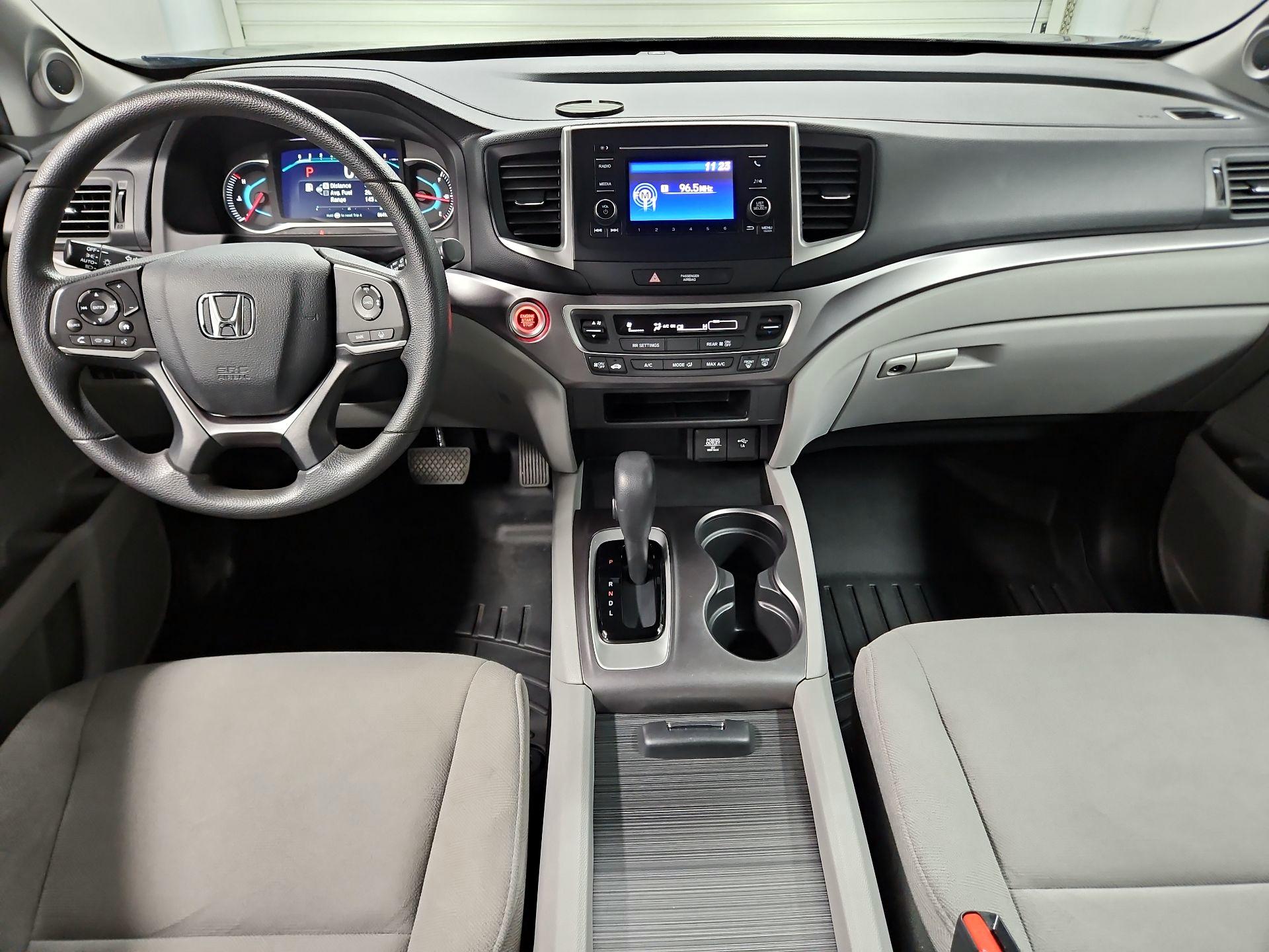 Thumbnail: 2019 Honda Pilot - 9