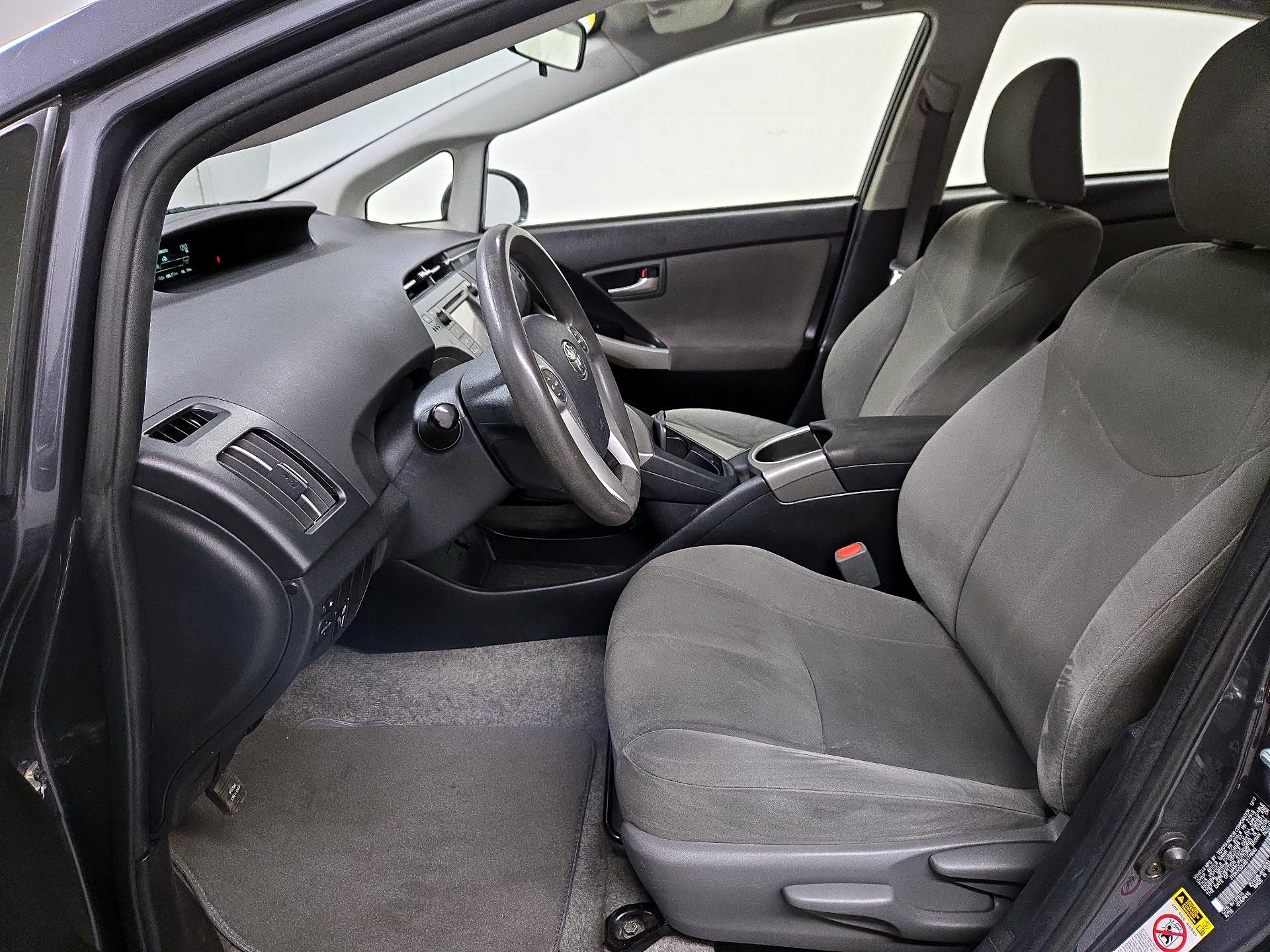 Thumbnail: 2014 Toyota Prius - 11