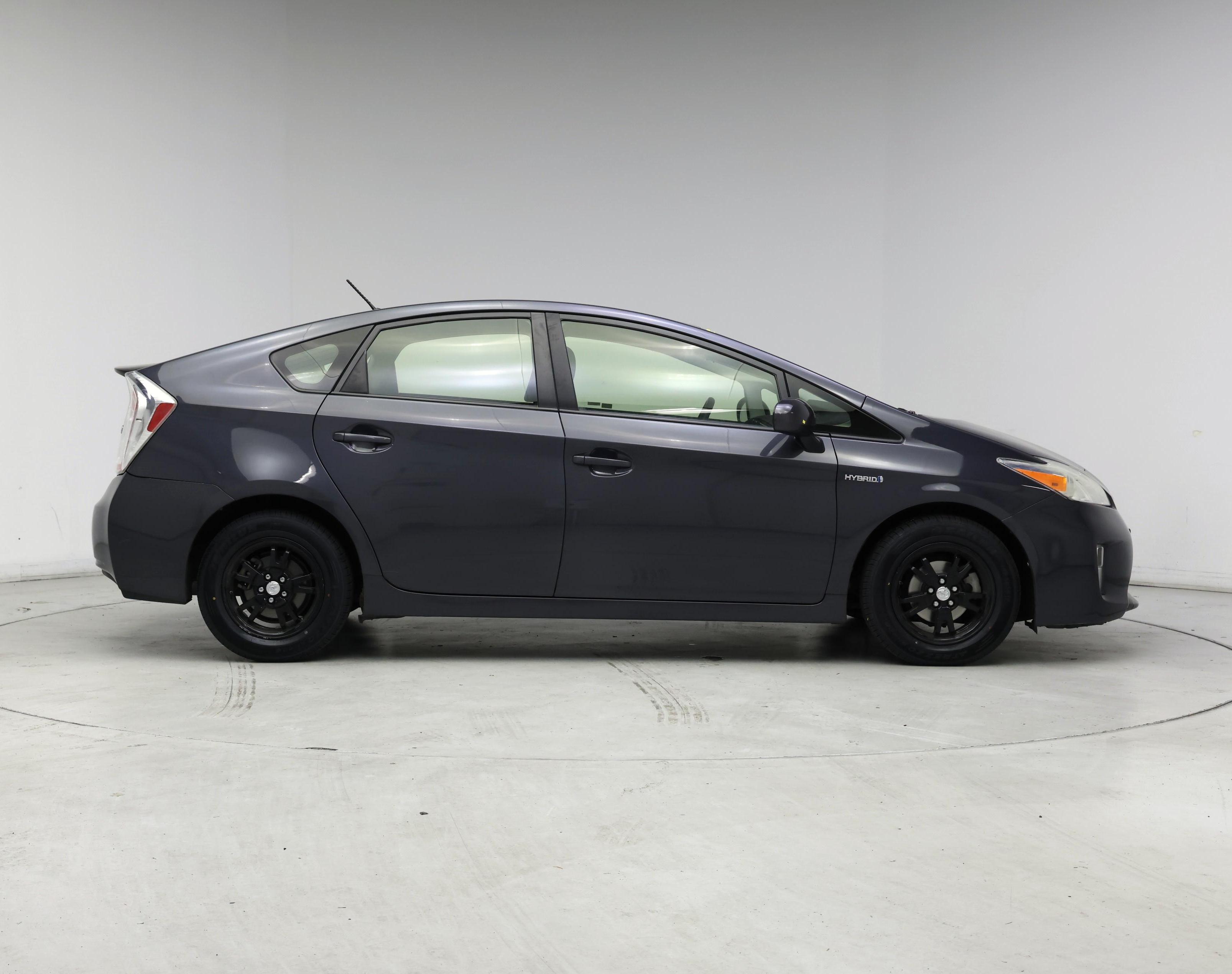 Thumbnail: 2014 Toyota Prius - 7