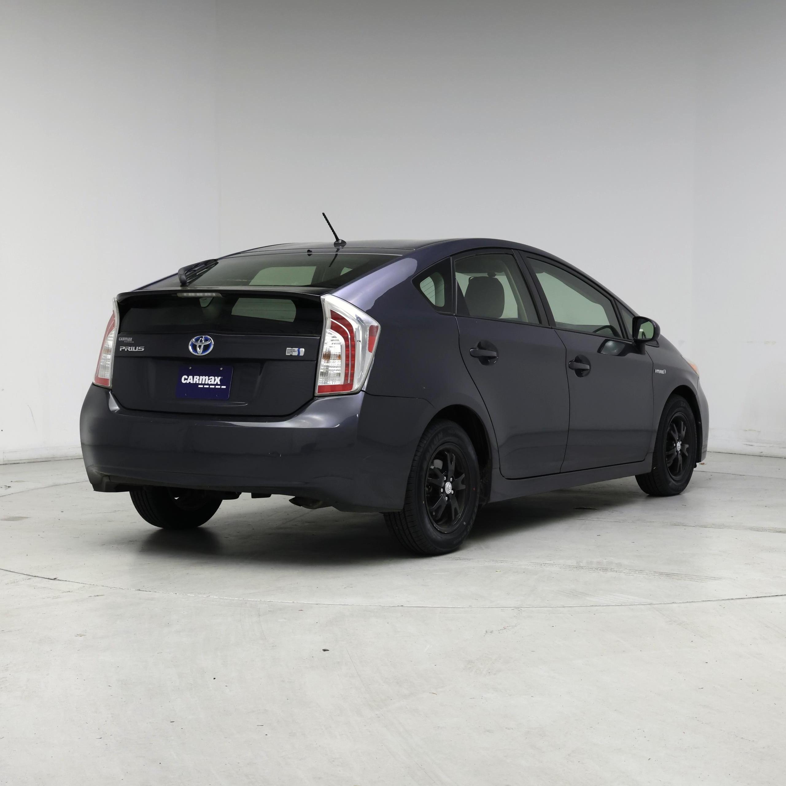 Thumbnail: 2014 Toyota Prius - 8