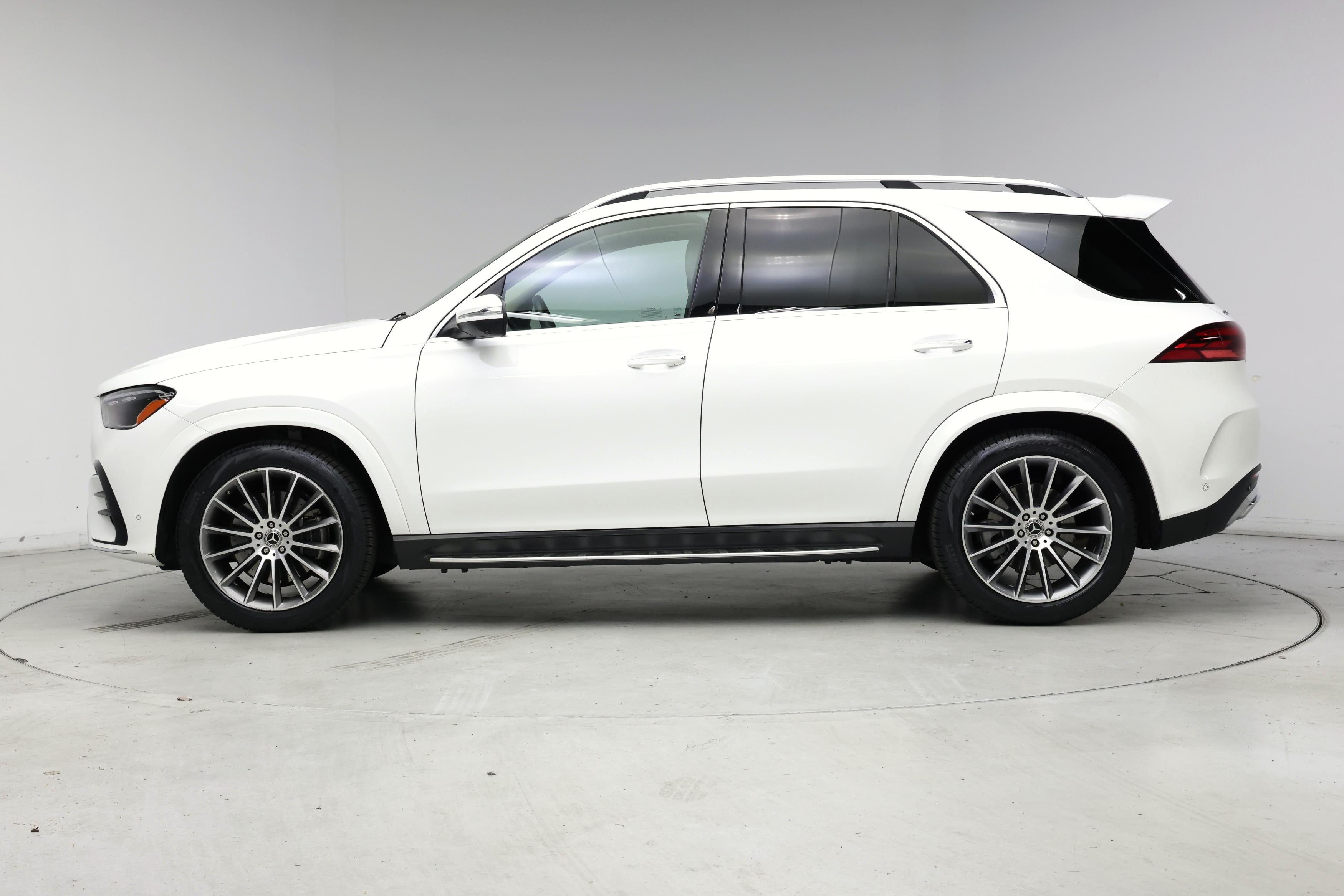 Thumbnail: 2024 Mercedes-Benz GLE - 3