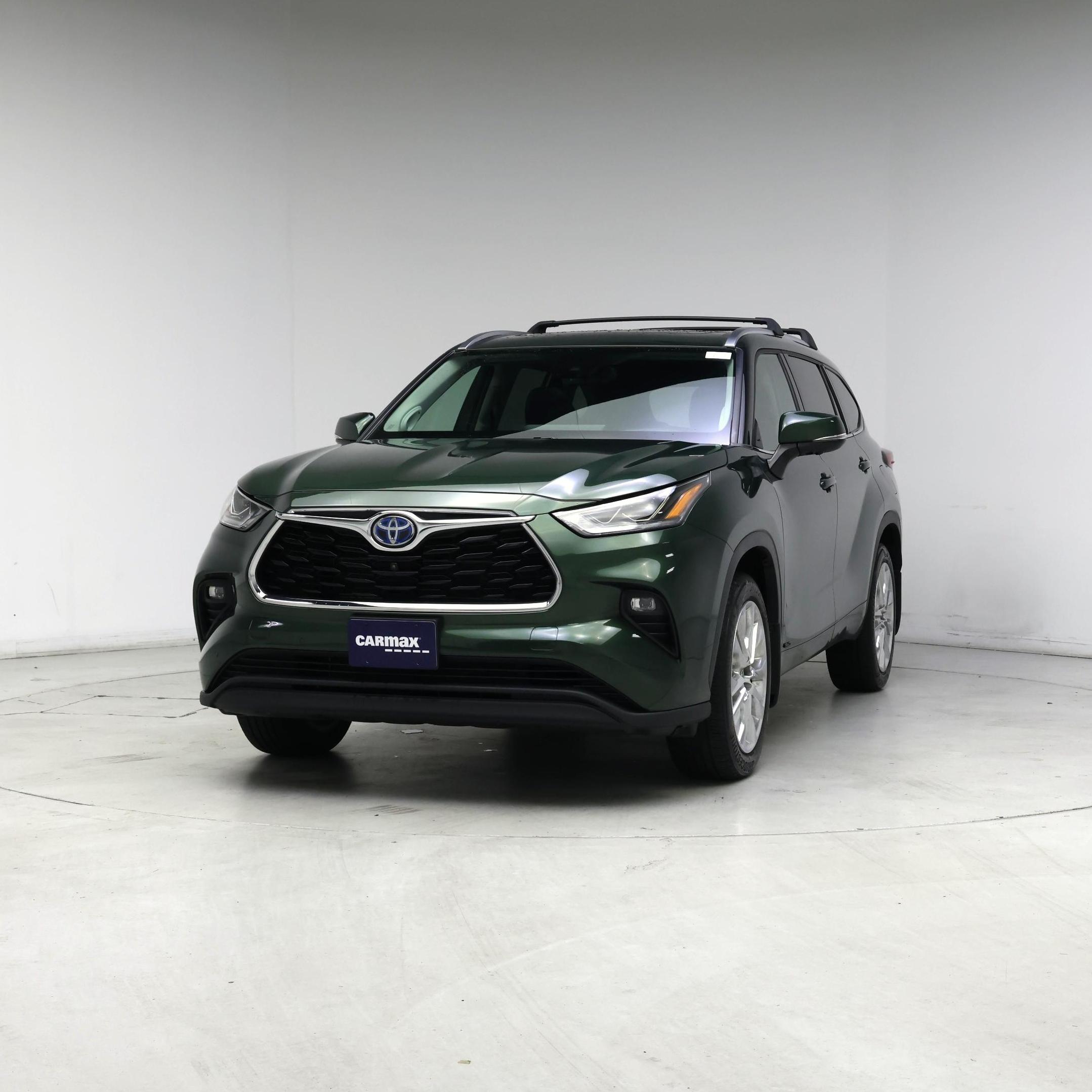 Thumbnail: 2023 Toyota Highlander - 4
