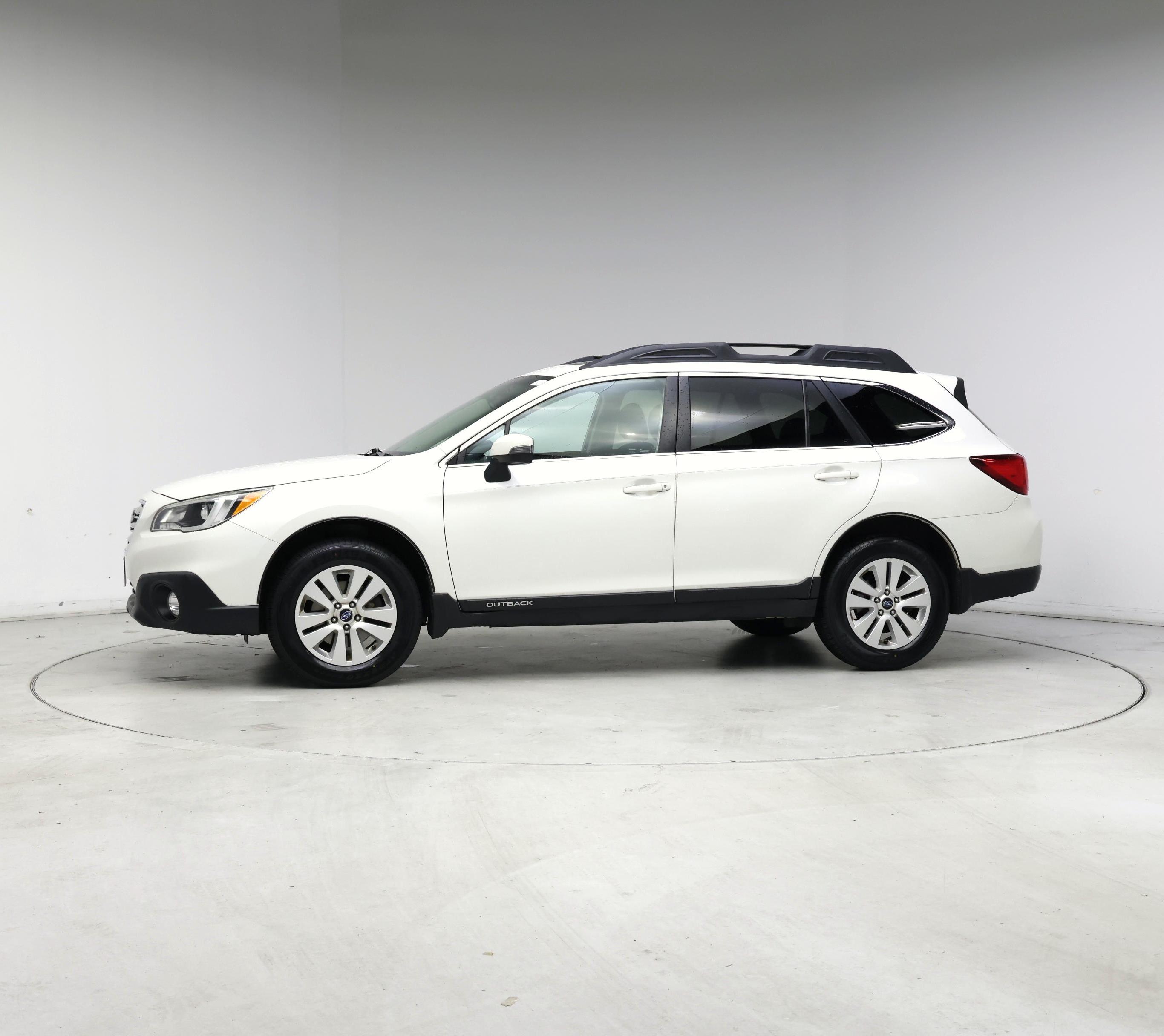 Thumbnail: 2016 Subaru Outback - 3