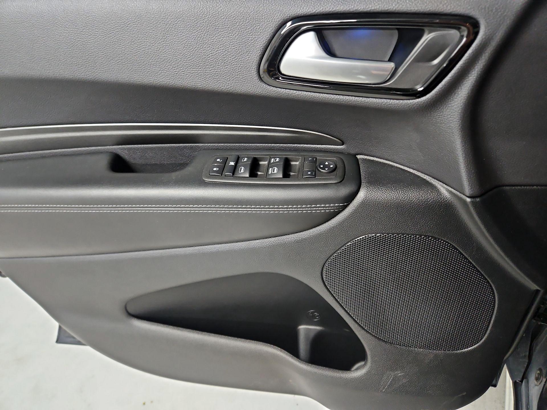 Thumbnail: 2022 Dodge Durango - 12