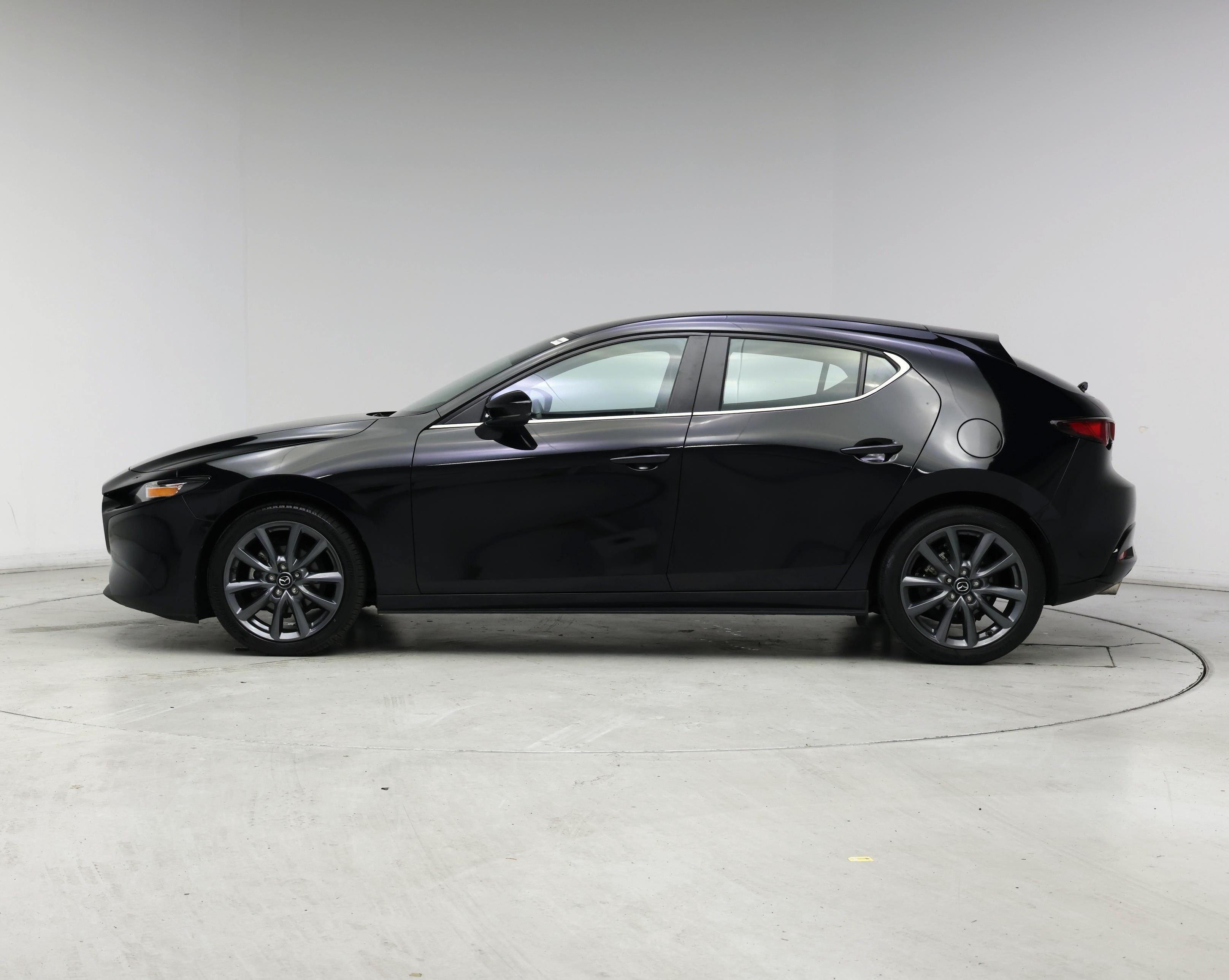 Thumbnail: 2023 Mazda Mazda3 - 3