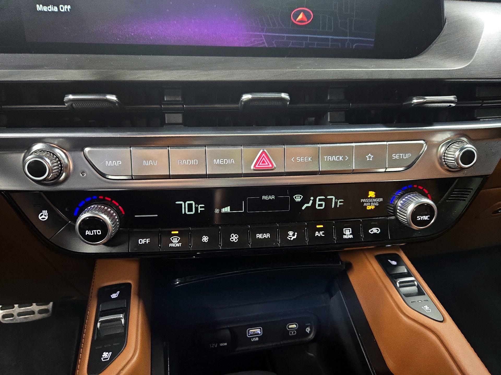 Thumbnail: 2024 Kia Telluride - 17