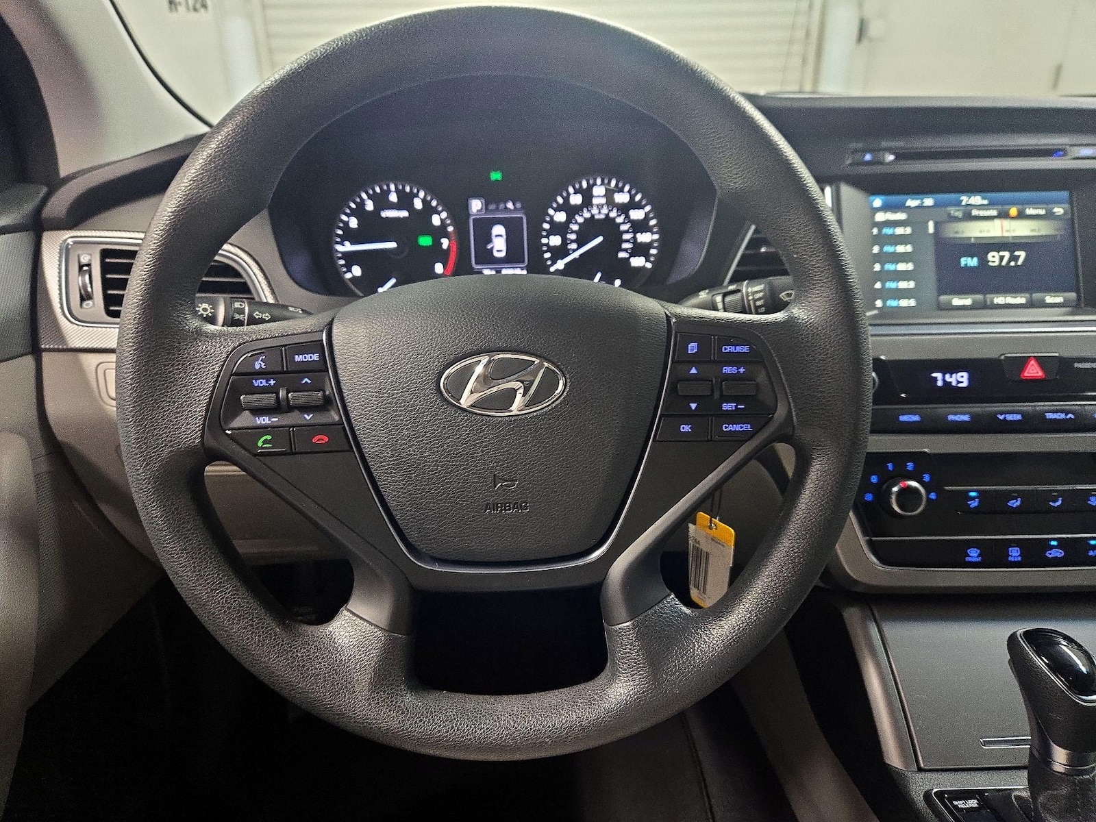 2016 Hyundai Sonata SE - Photo 11